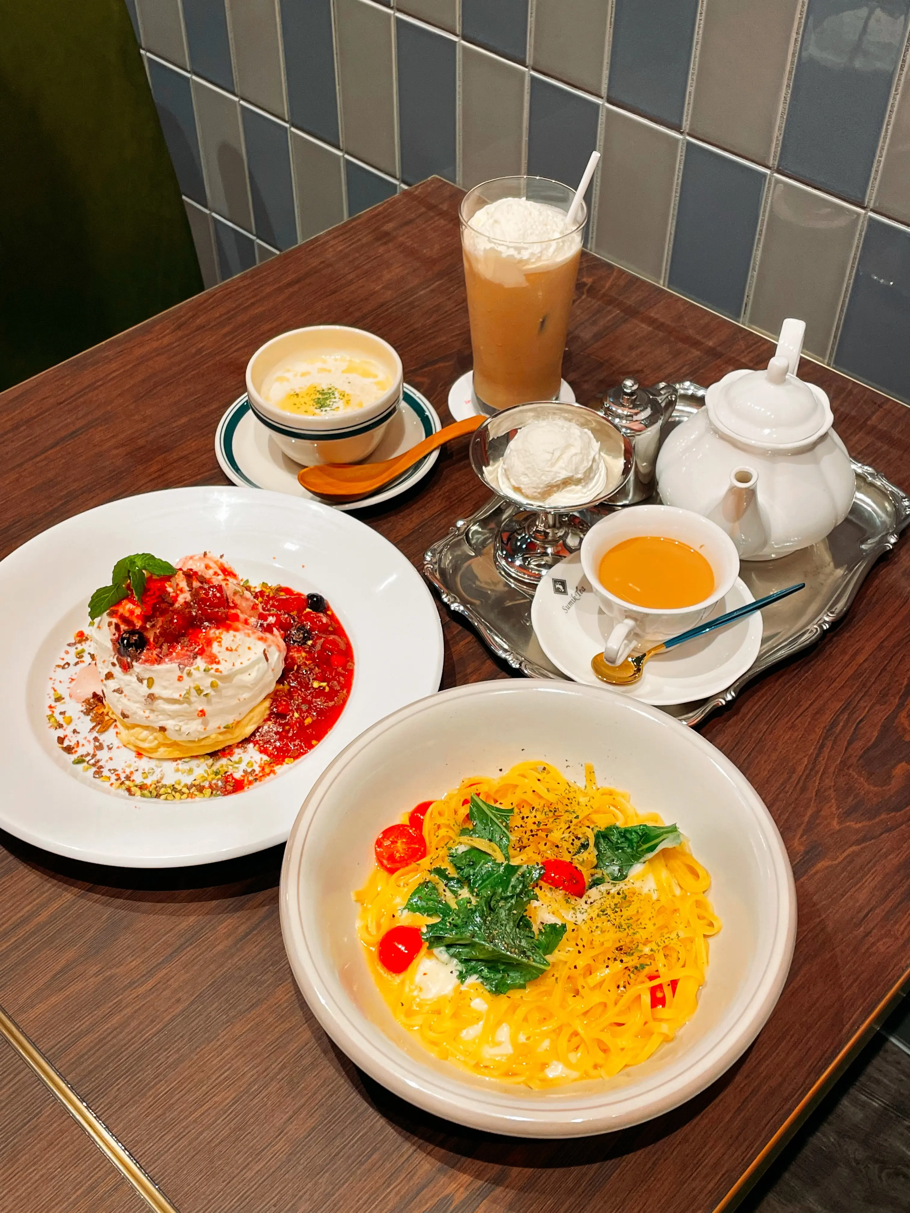 Miss pretty woman、フードコート、フードゾーン、ららぽーと、ららぽーと東京ベイ、ららぽーとTOKYO-BAY、LaLaport TOKYO-BAY、第 I 期グランドオープン、パスタ、もちもちパスタ、スープ、かぼちゃのポタージュ、パンケーキ、スフレパンケーキ、苺パンケーキ、ロイヤルミルクティー、生クリーム