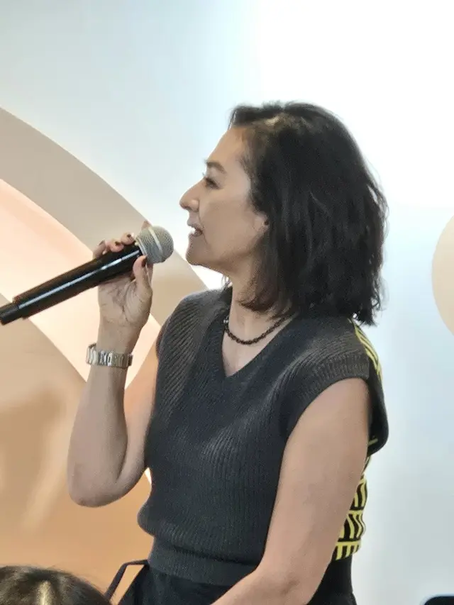 亜希さん