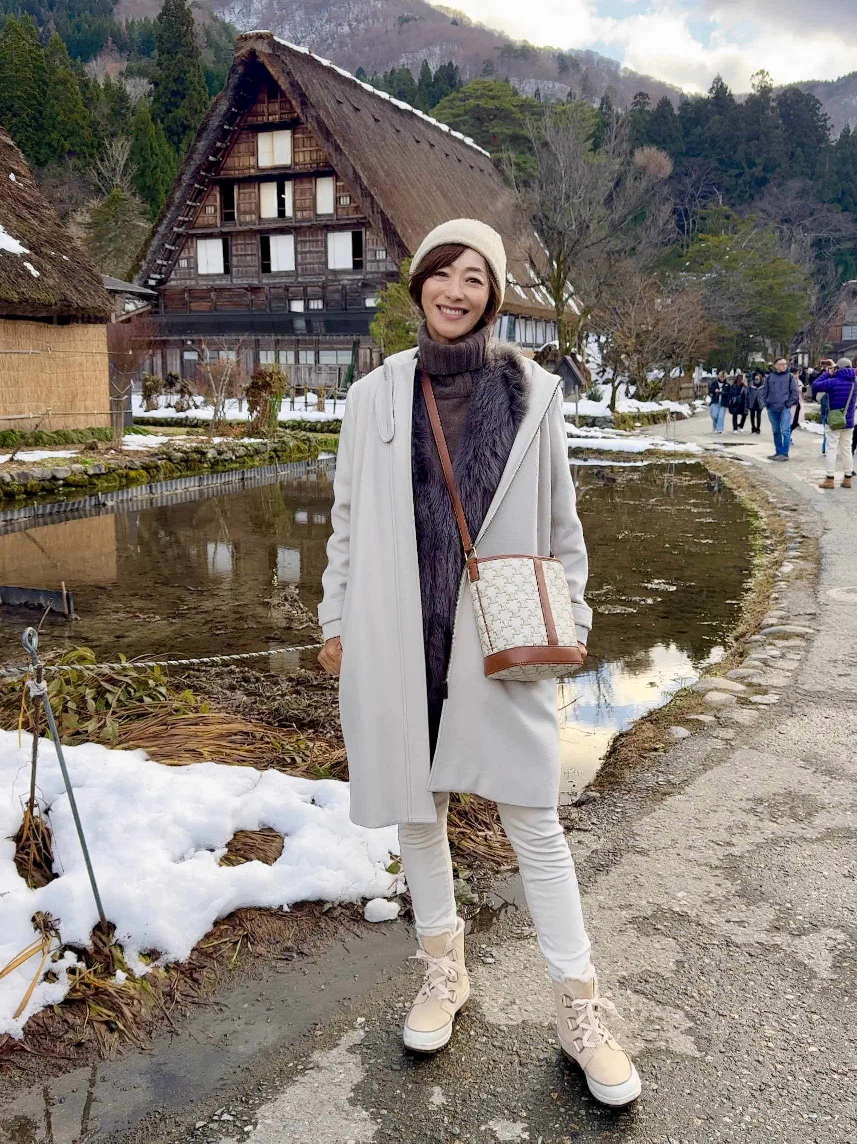 荷物を減らしておしゃれを楽しむ！「2泊3日」旅の着回しコーディネート術_1_2