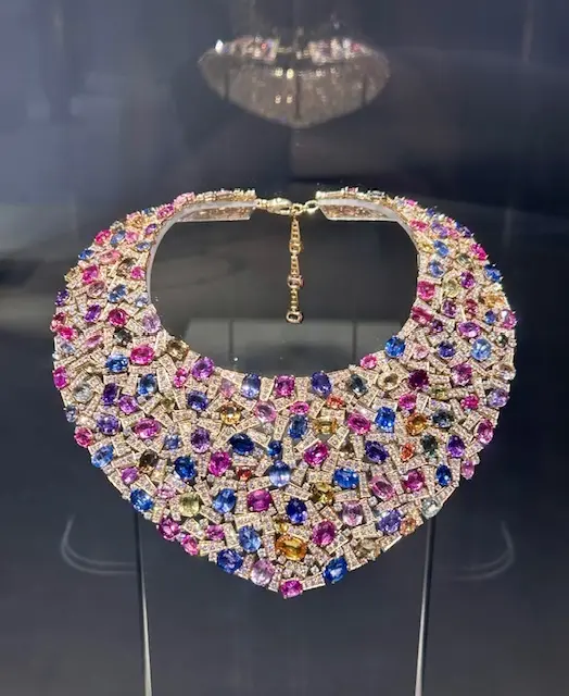 「ブルガリ カレイドス 色彩・文化・技巧」展へ_1_5