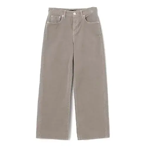 【50代 週末コーデ】モノトーンに華やぎを添える、大人の洗練コーデ＃Jマダムのおしゃれ_1_3