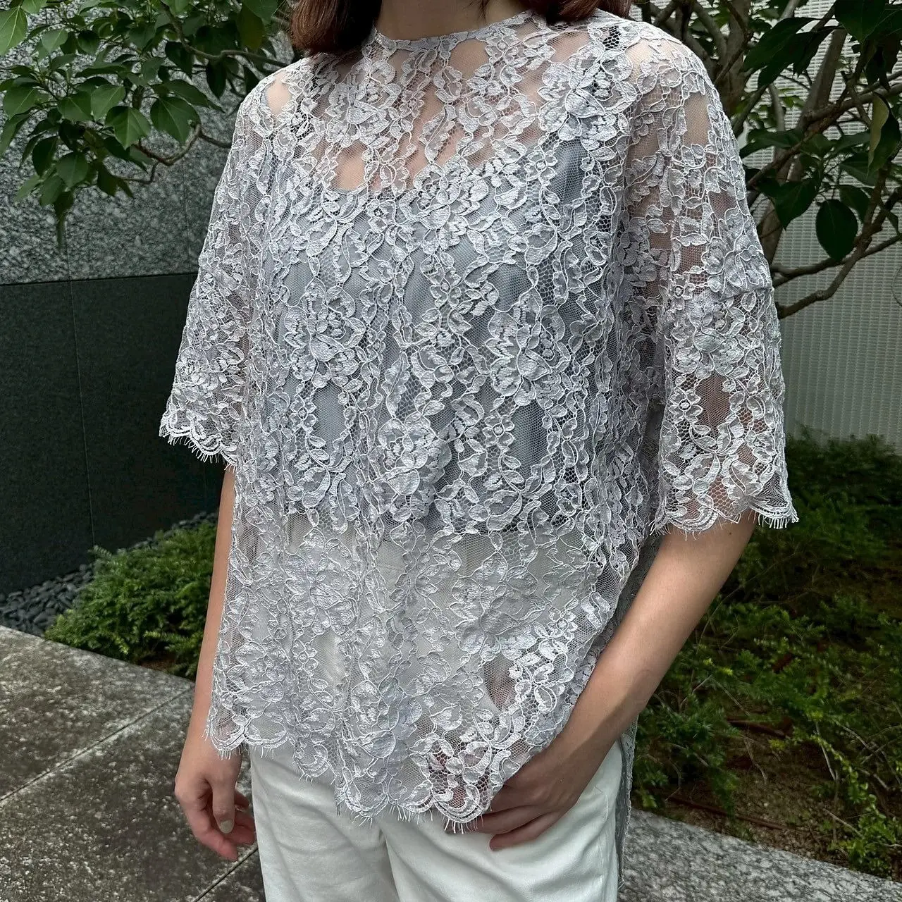 【50代夏トップス】甘すぎない“大人のレース”が上品!装い華やぐエクラ別注レーストップス_1_2