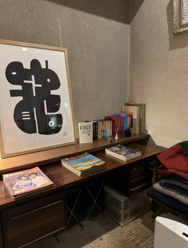 駒場公園の文壇カフェとイチョウ舞い散る銀杏並木_1_7