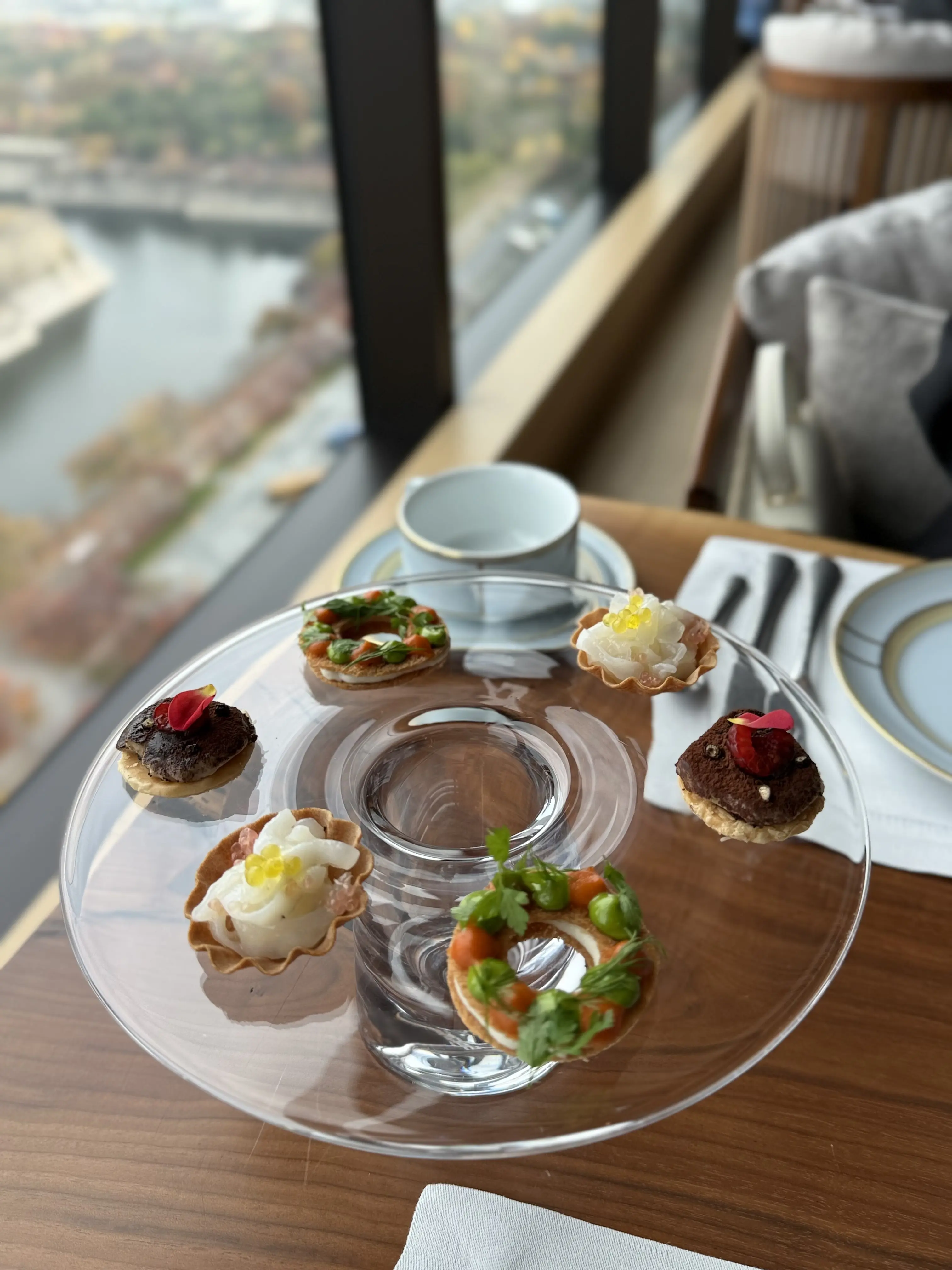 パティーナ大阪「にじり」で楽しむ、贅沢な景色とアフタヌーンティー_1_8