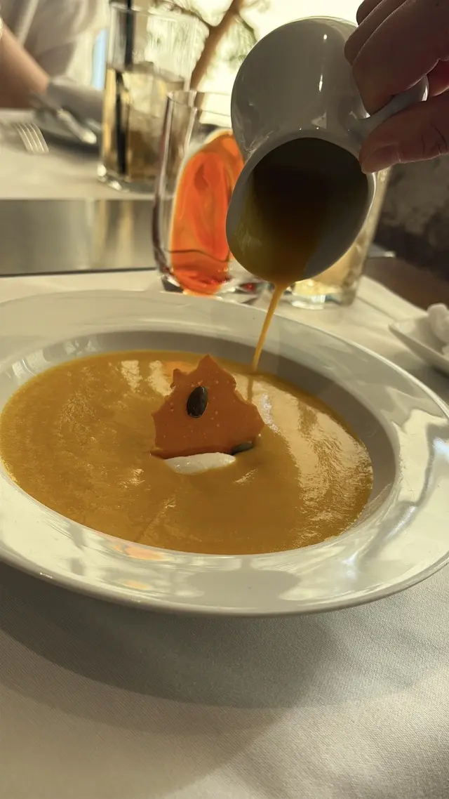 ソワレ・ドゥ・エクラへ向かう、特別な一日のはじまり_1_5