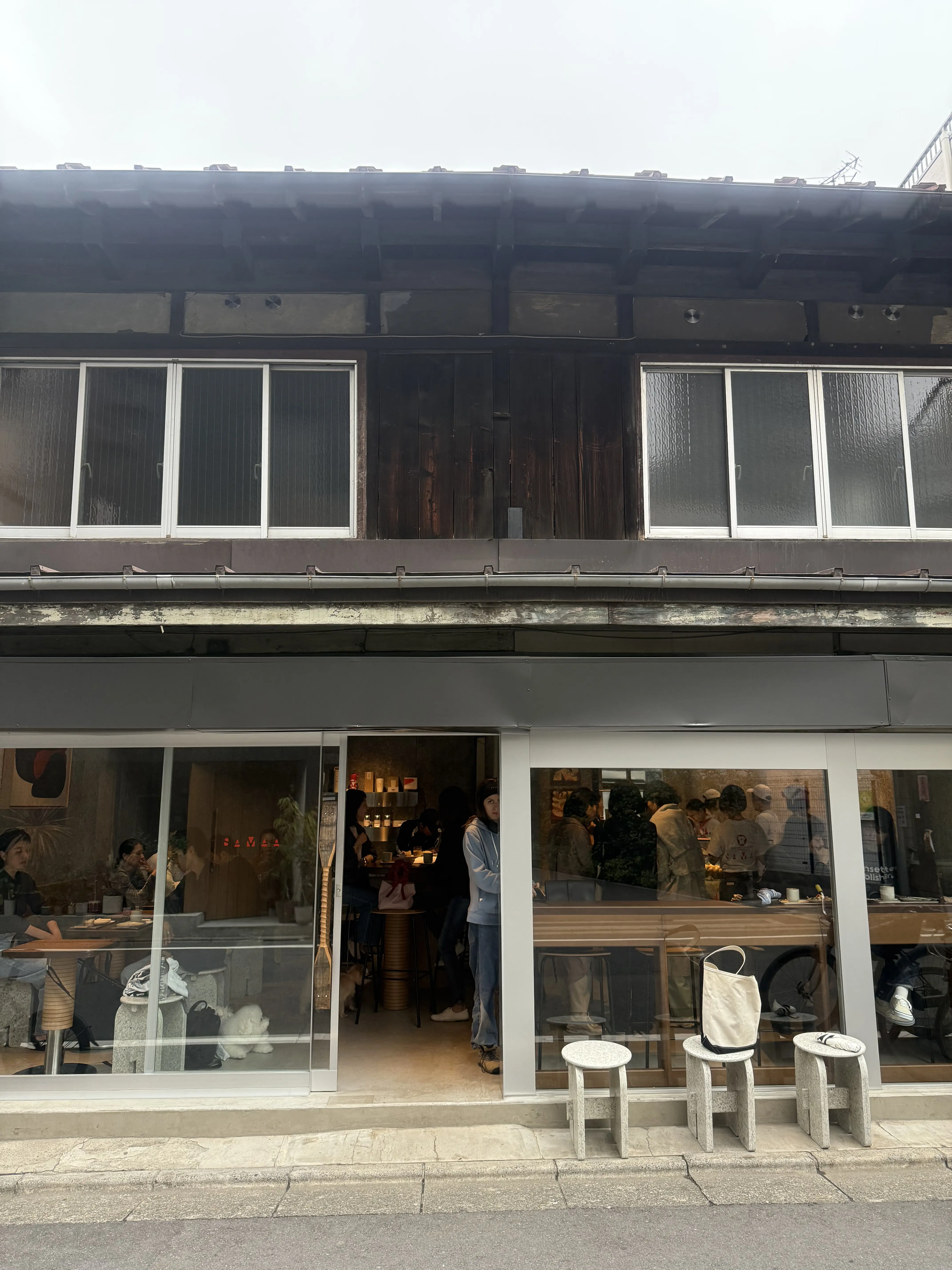 古民家をリノベ　カフェ