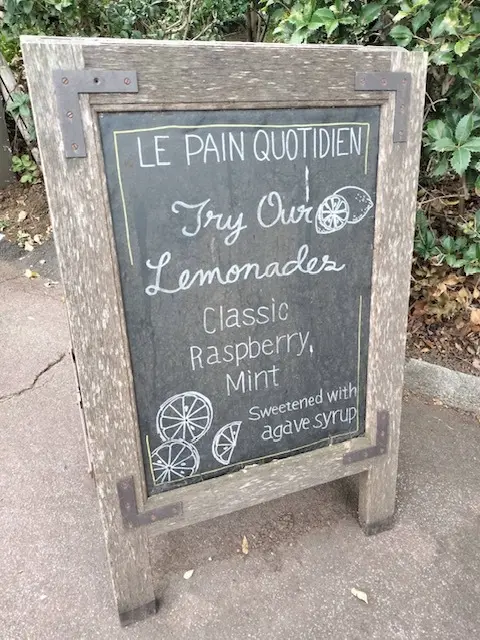 テラス席でランチと街歩き_1_5