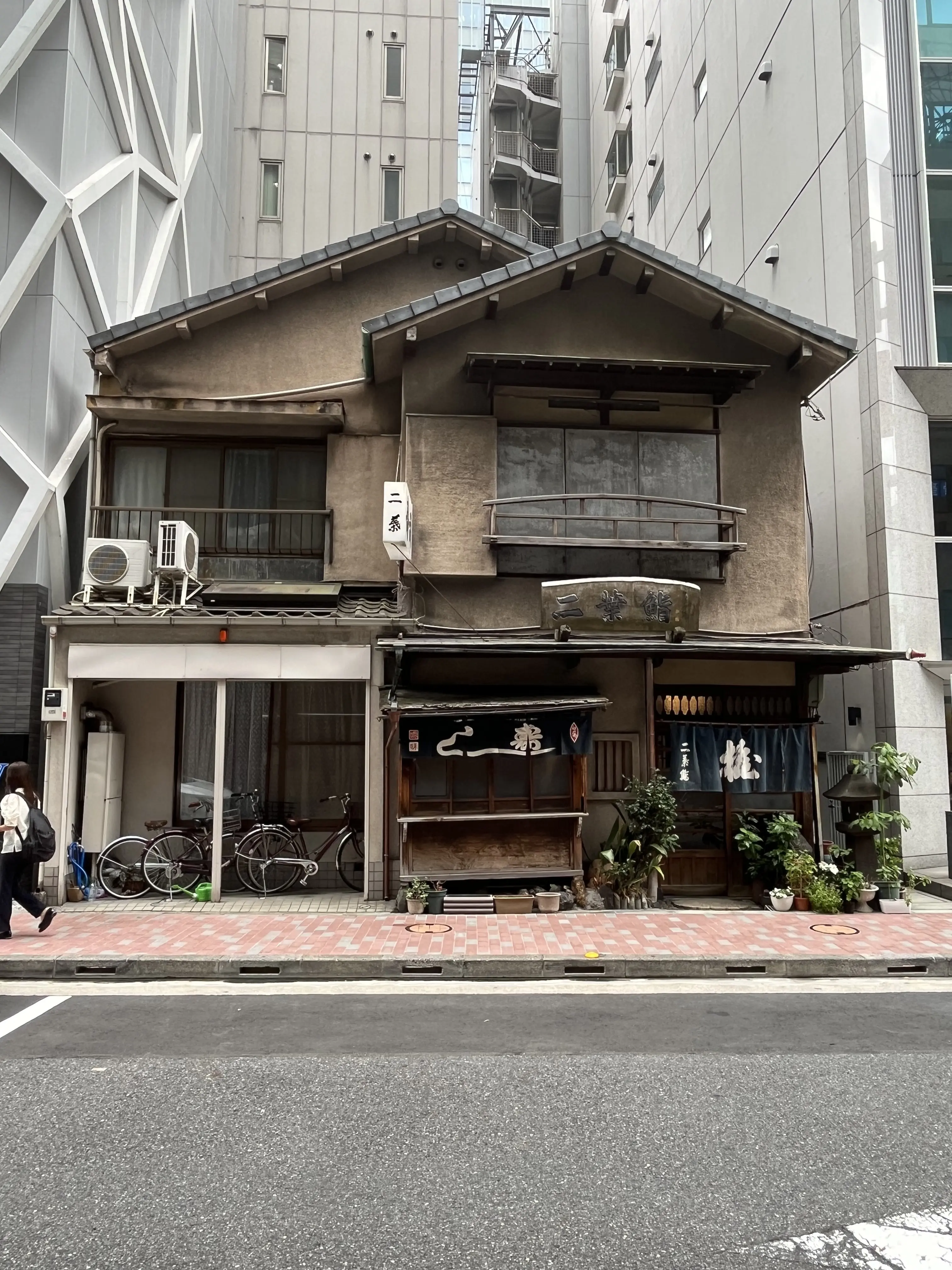 華組〝宜子さん〟が食べていたフルーツサンドを食べに銀座へ♪〜東京駅へ_1_10