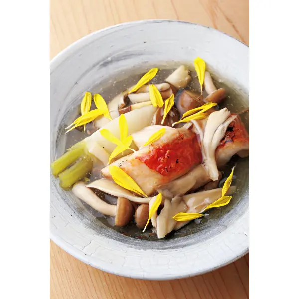 京都北大路にある和食レストラン「悠々」の金目鯛のきのこあんかけ