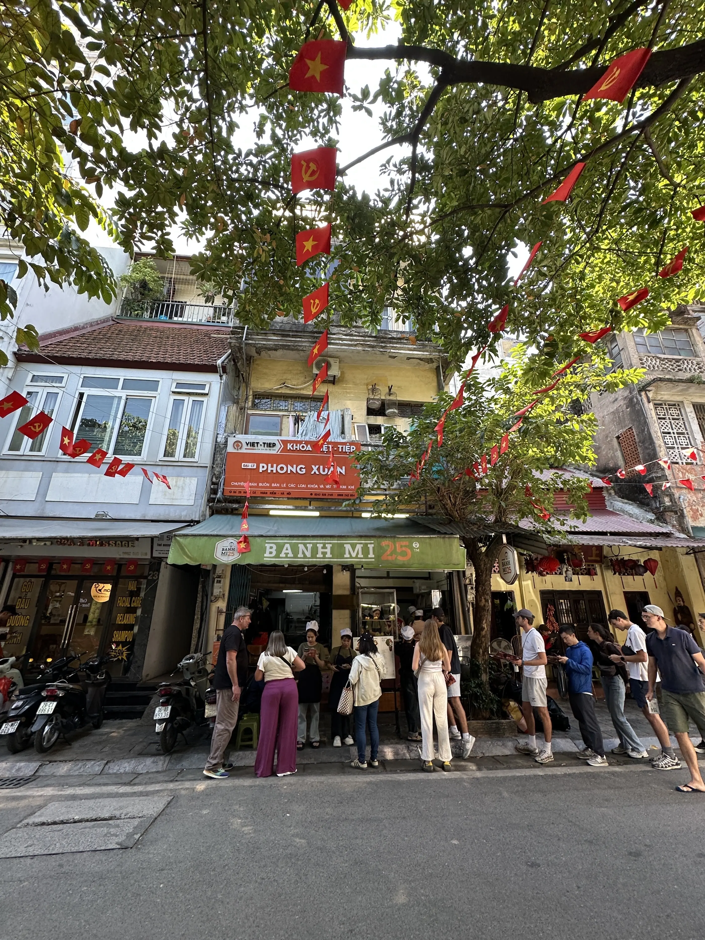 ベトナム　ハノイ　バインミー25 Banh mi 25