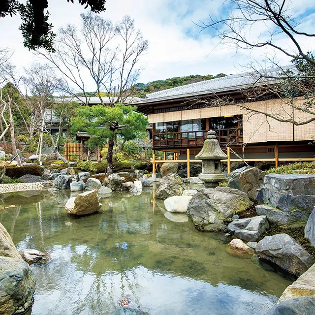 創業143年の「大和屋」が昭和24年にこの地に開業した料亭「山荘 京大和」