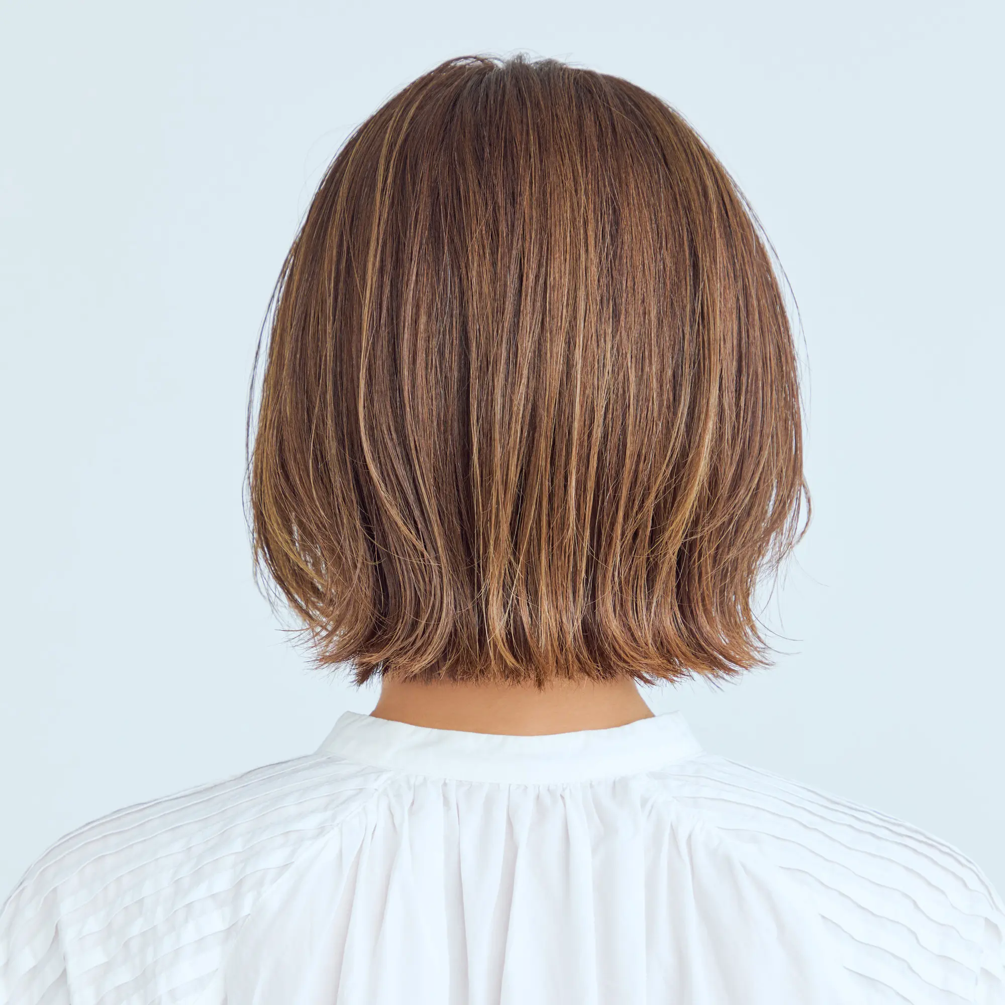 後から見たボブヘアスタイル