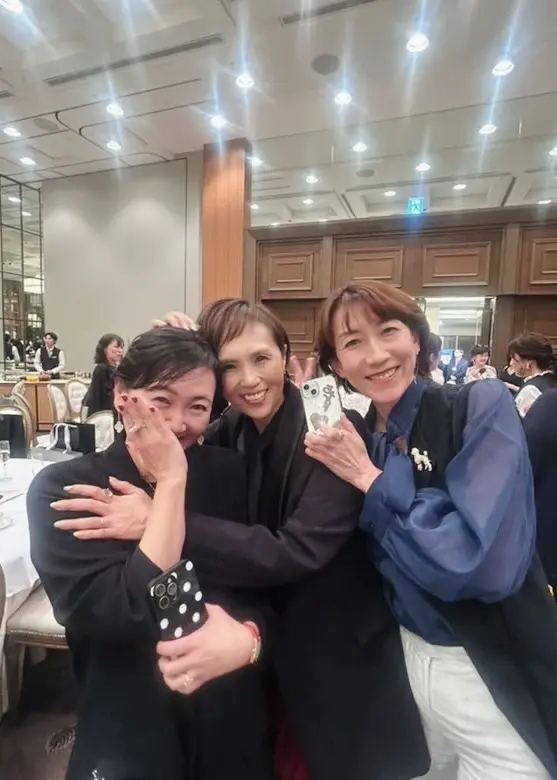 手持ちのアイテムをドレスアップ してパーティへ♪_1_8-2