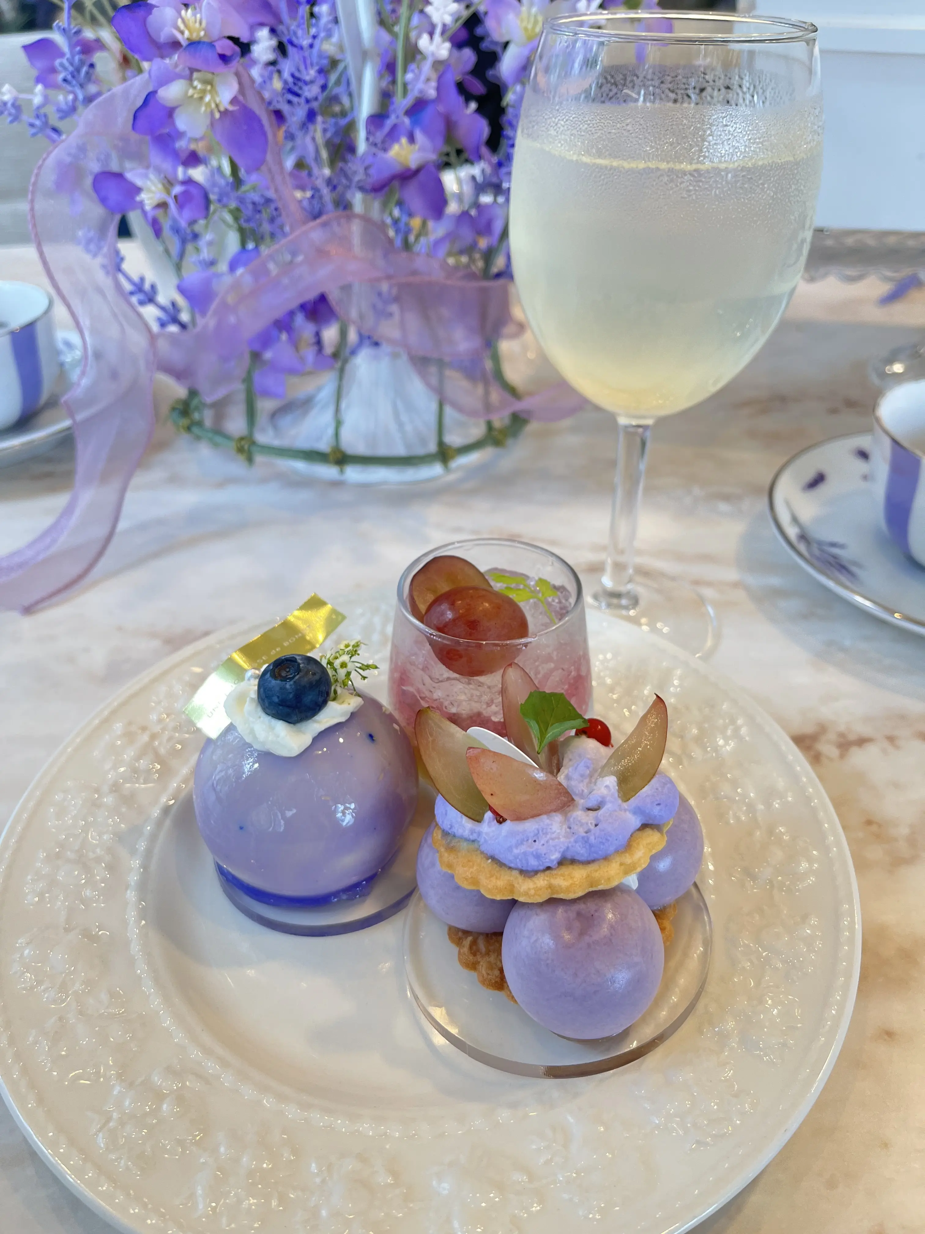 久々の再会はフォトジェニックな個室で♫_1_9