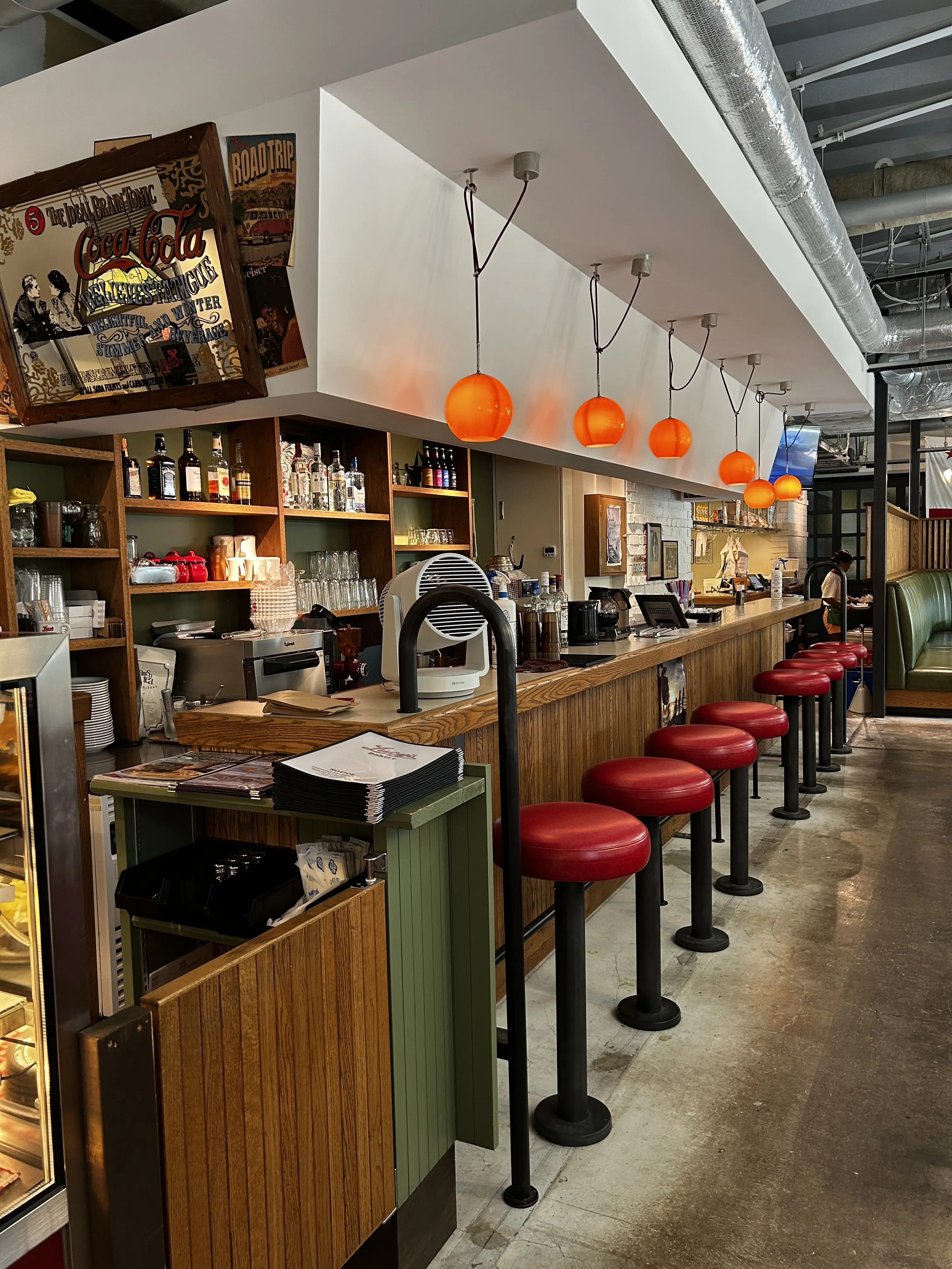 LUCYS BAKERY CAFE(ルーシーズ・ベーカリー・カフェ)