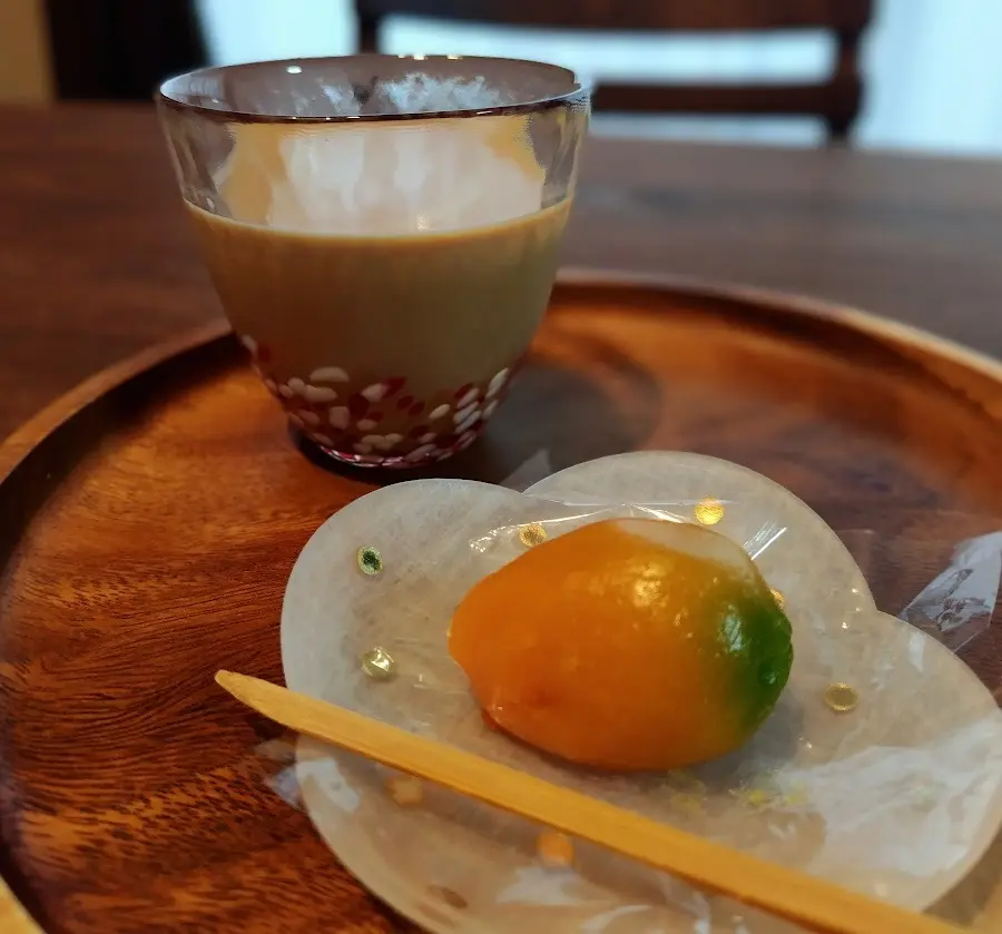枇杷　上生菓子