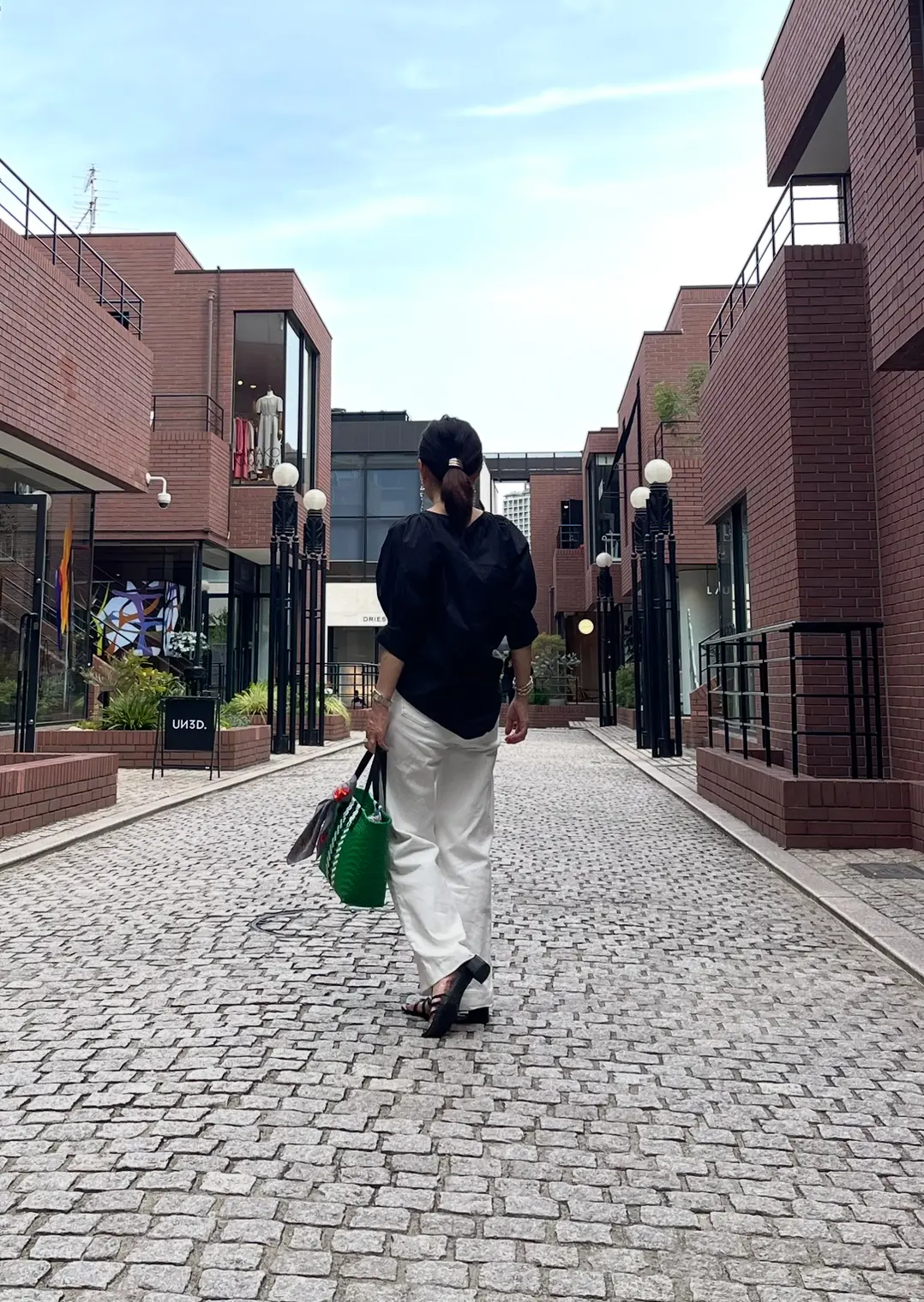 UNIQLOのホワイトデニムで華組同期ランチ会@表参道_1_9