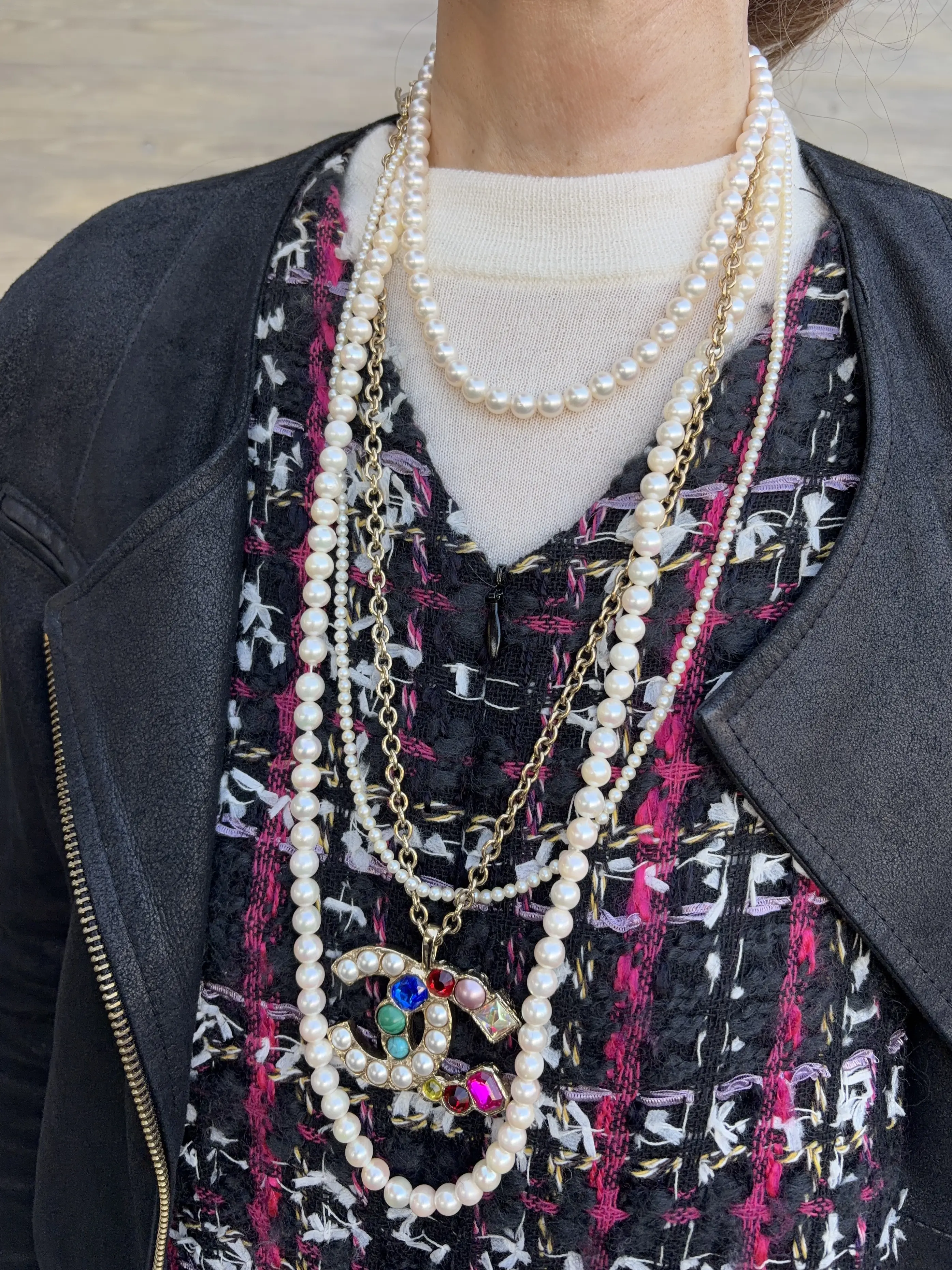 パール×シャネル×ツイード  50代女性を品良く輝かせる私の開運コーデ_1_2