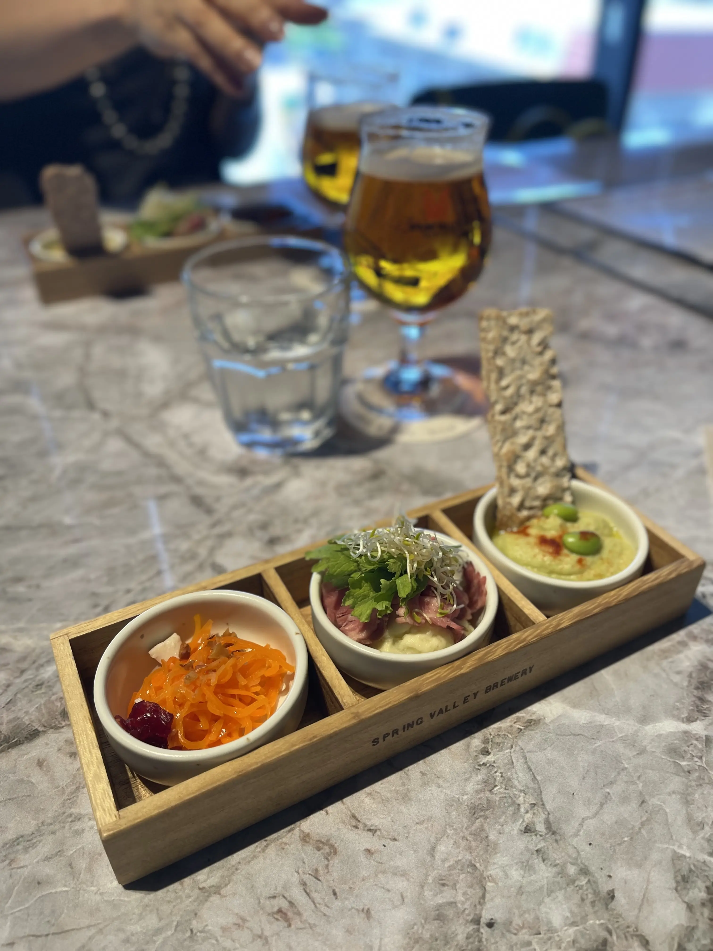 大人の休日in代官山◇アイスグリーンのワンピースを着て、昼飲みビールと大人気ドーナツ。_1_4-1
