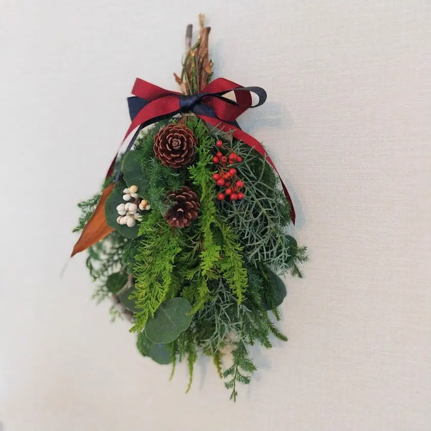 creemaで購入したクリスマススワッグ