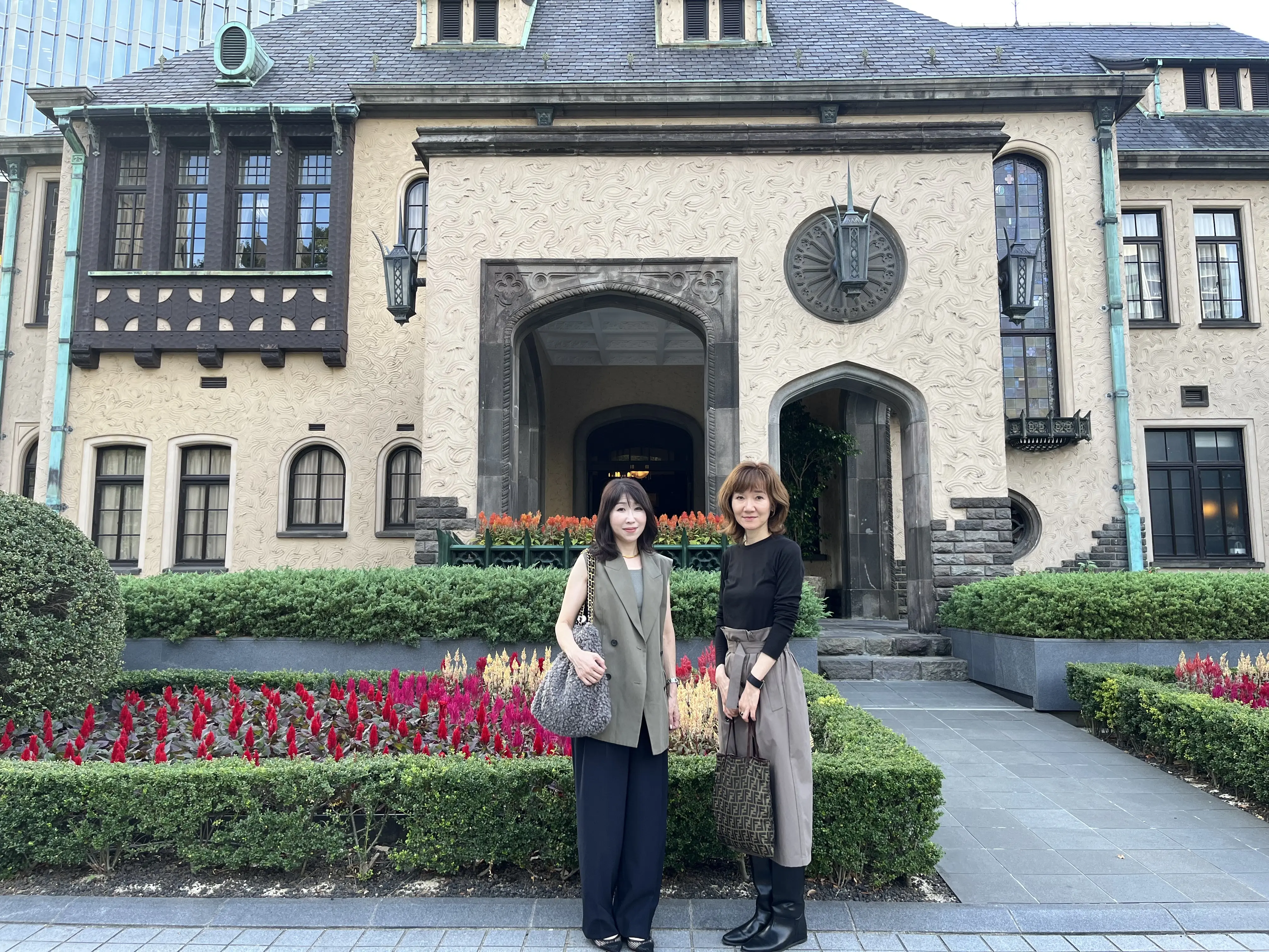 ジャスミンさんとの久々ランチ♪GUプチプラコーデ➕ブーツで永田町へ。_1_10