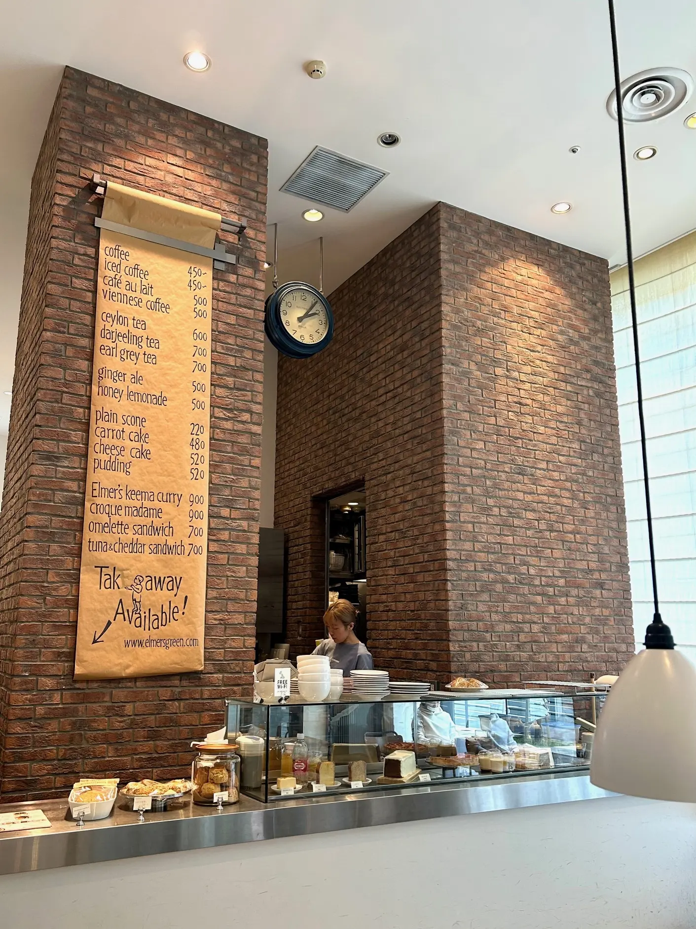 こだわりの自家焙煎コーヒーと自家製フードが楽しめる【エルマーズグリーンカフェ】@大阪・北浜_1_2
