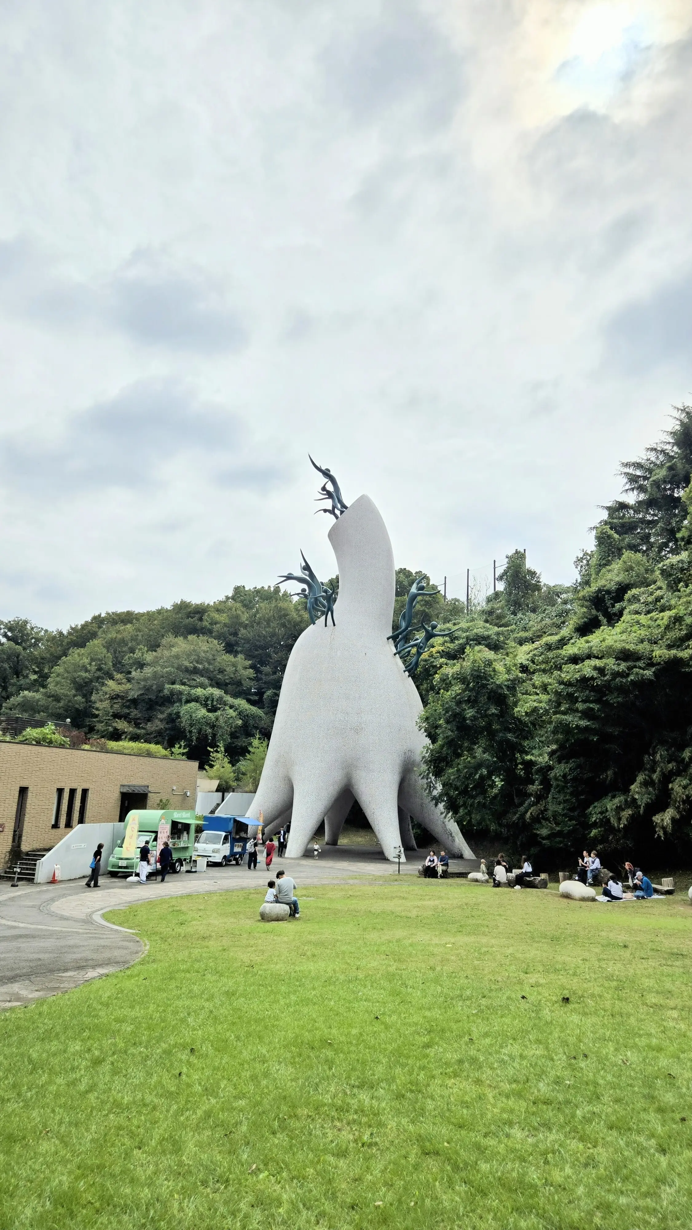 家族で感じる「岡本太郎」—芸術は爆発だ!秋のアート旅②_1_2