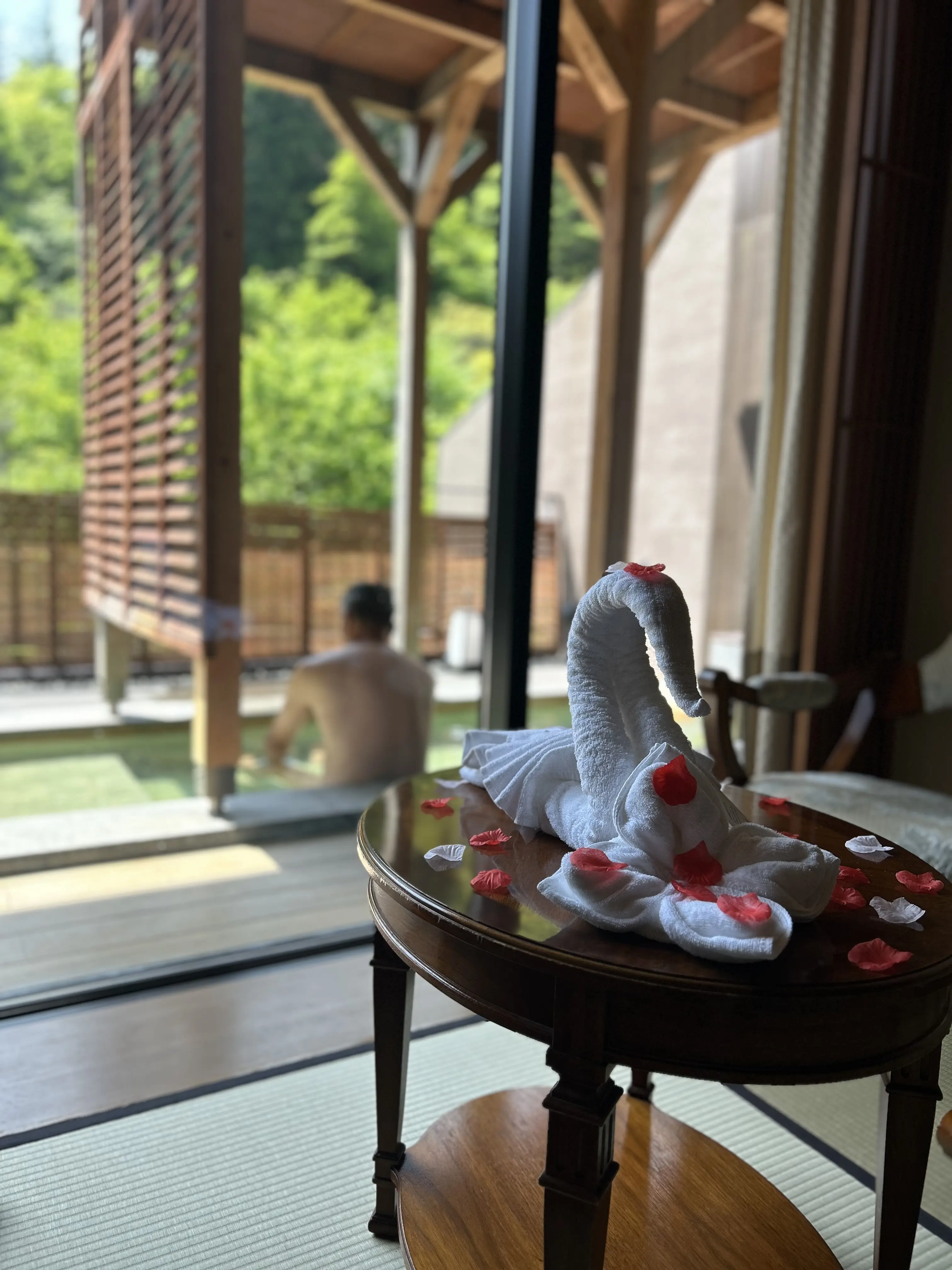 結婚記念日に箱根の温泉露天風呂付きホテルで癒しのステイ_1_2