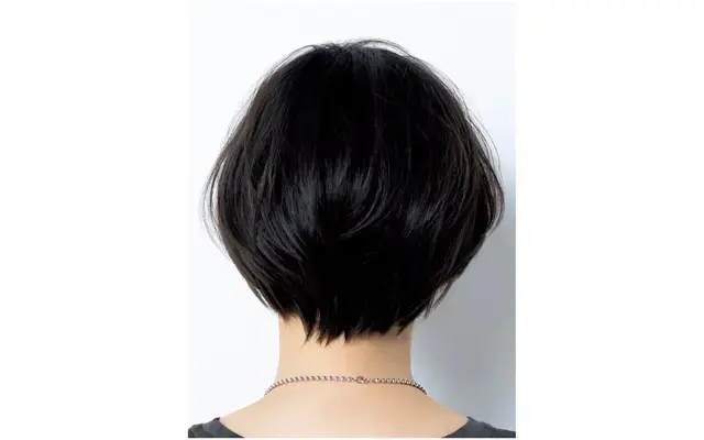 女性らしいやわらかい印象ショートボブ