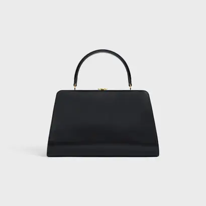 「セリーヌ アントワネット」のカラー展開は、ライスにボルドーとブラックを加えた３色