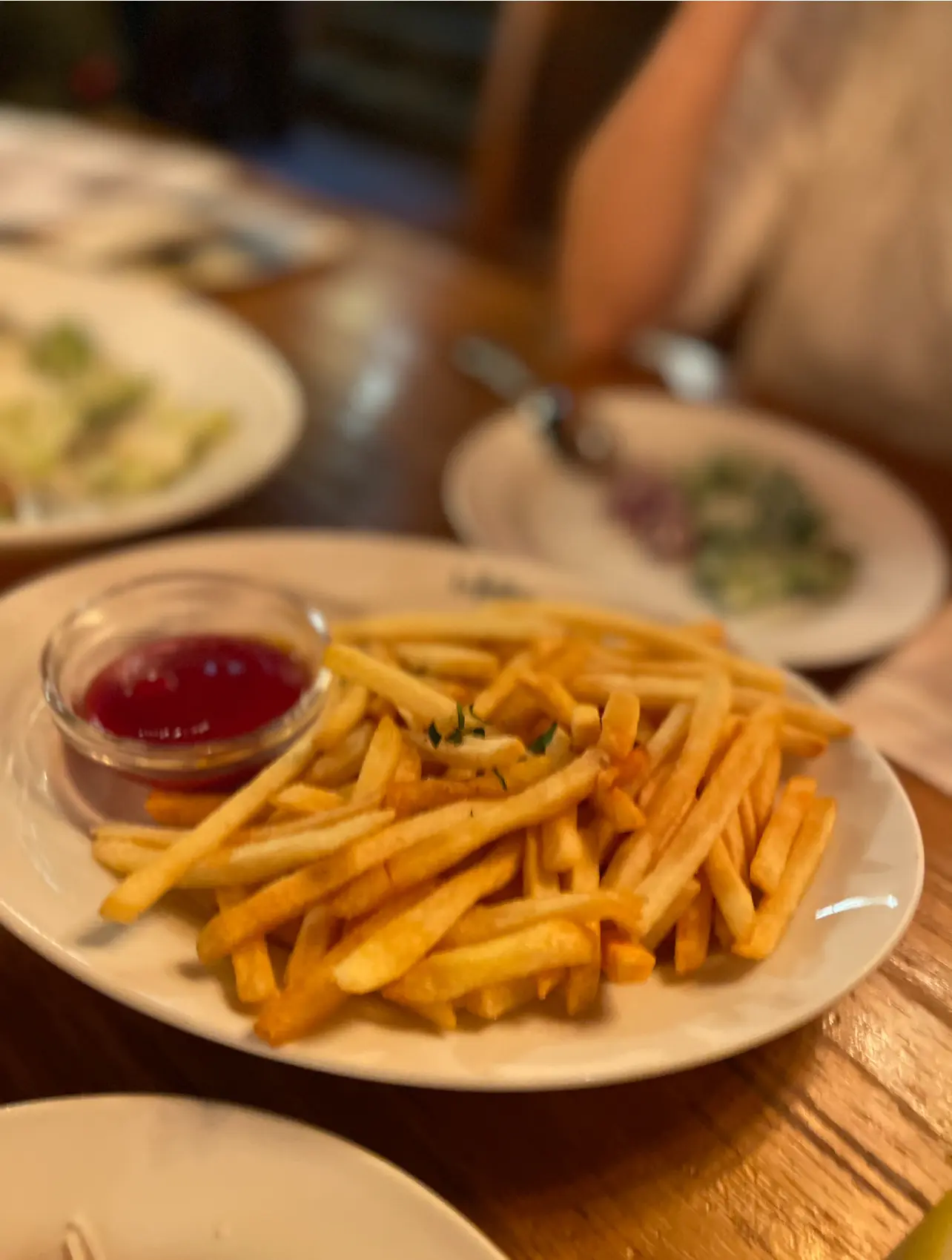 大人ピンクのキラキラジレとホワイトパンツでホリデーシーズンコーデ💗_1_7-2