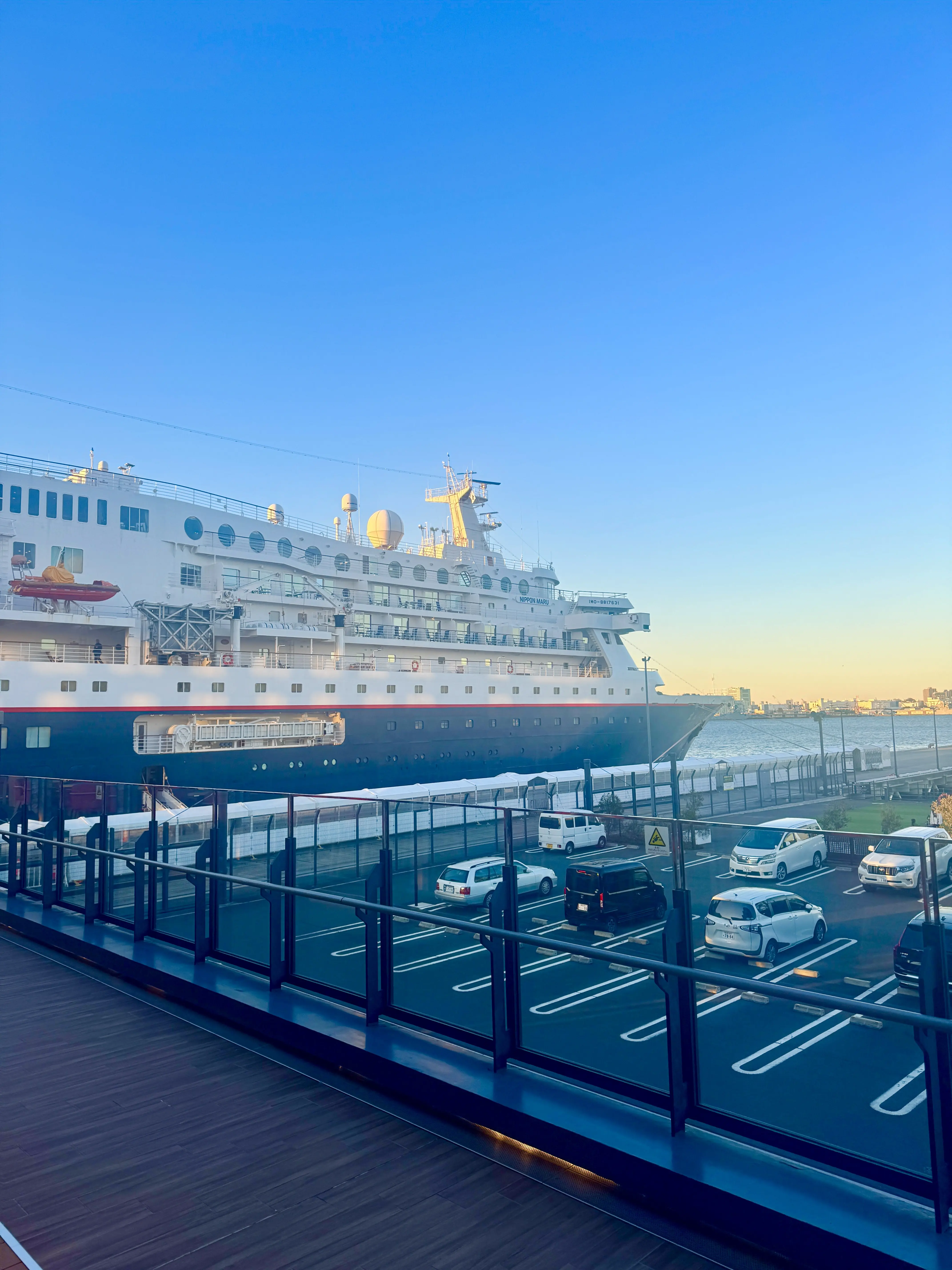 大人の「ピンク×キャメル」コーデ！華組メンバーと楽しむ横浜「Del Mar」ランチ_1_4