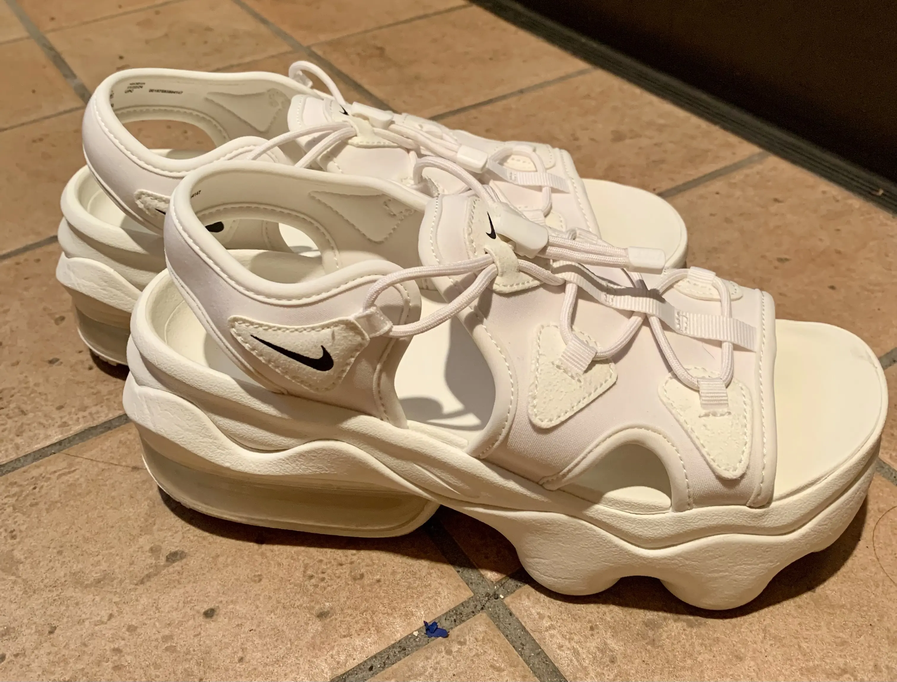 「NIKE」ココサンダル買っちゃいました👟_1_2