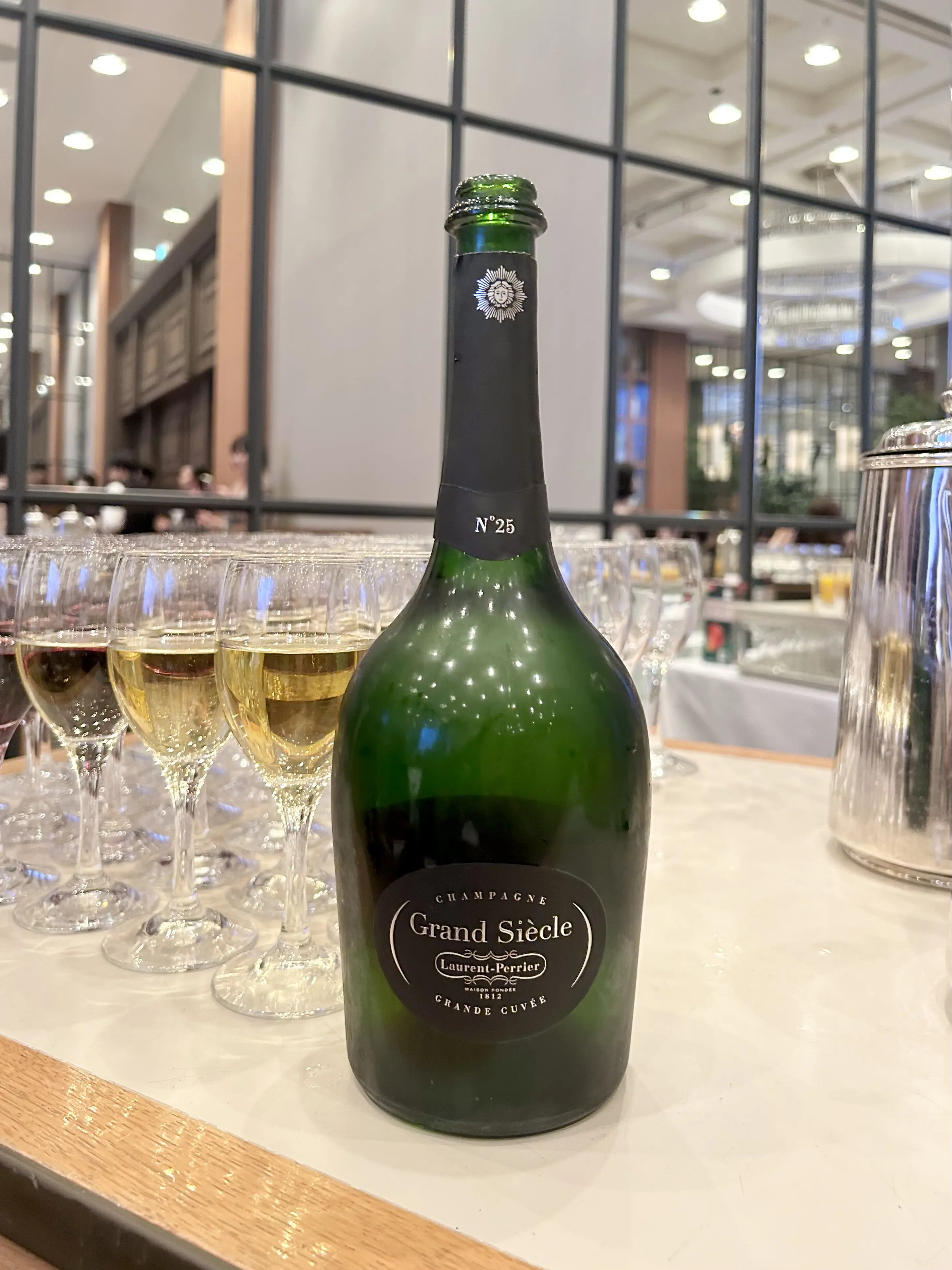 LaurentPerrier（ローラン・ペリエ ）「グラン シエクル No.25」