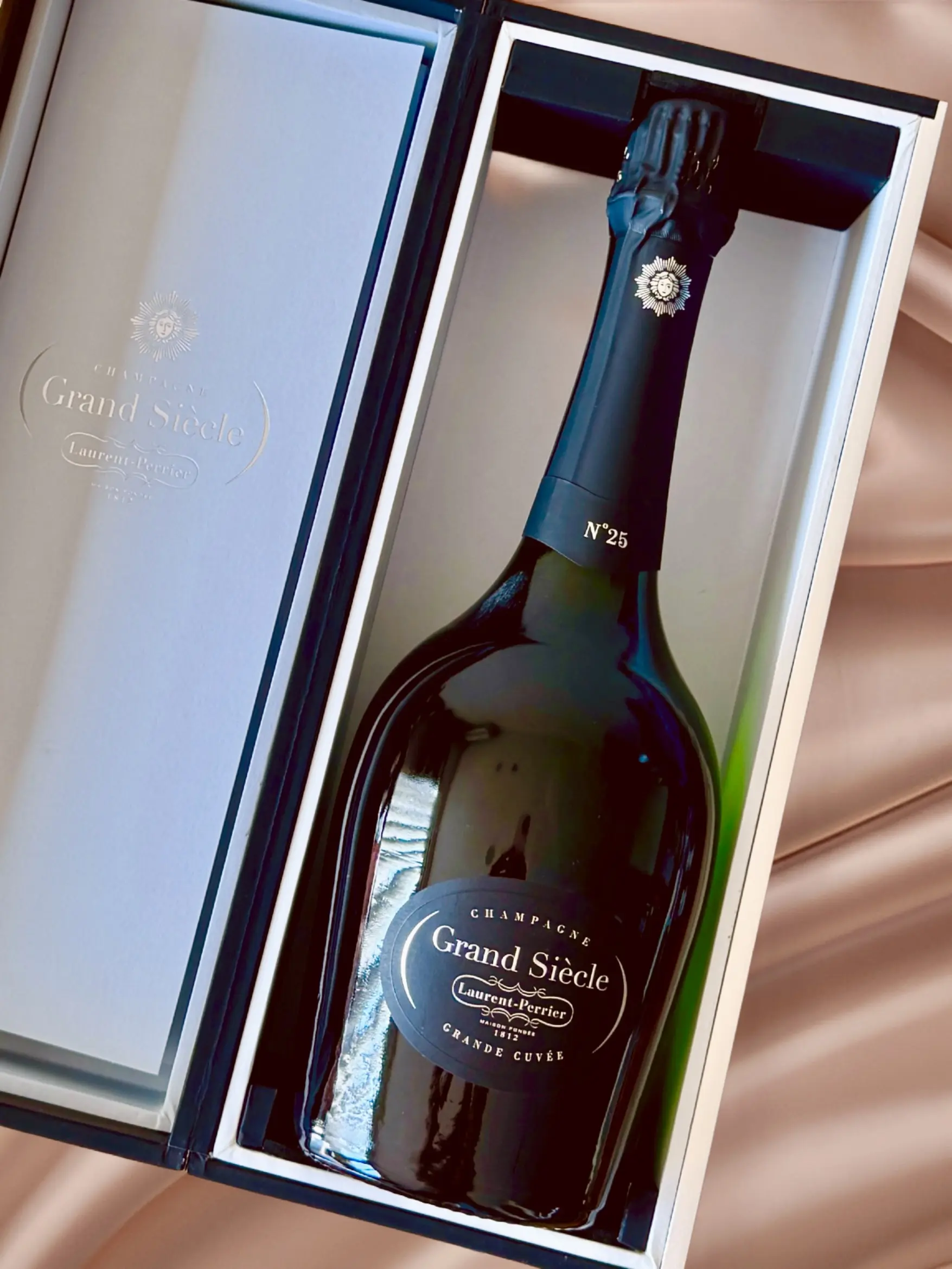 【大人の女性が輝くパーティー】華組とJマダムが大集合！「ソワレ・ドゥ・エクラ 2025」_1_20