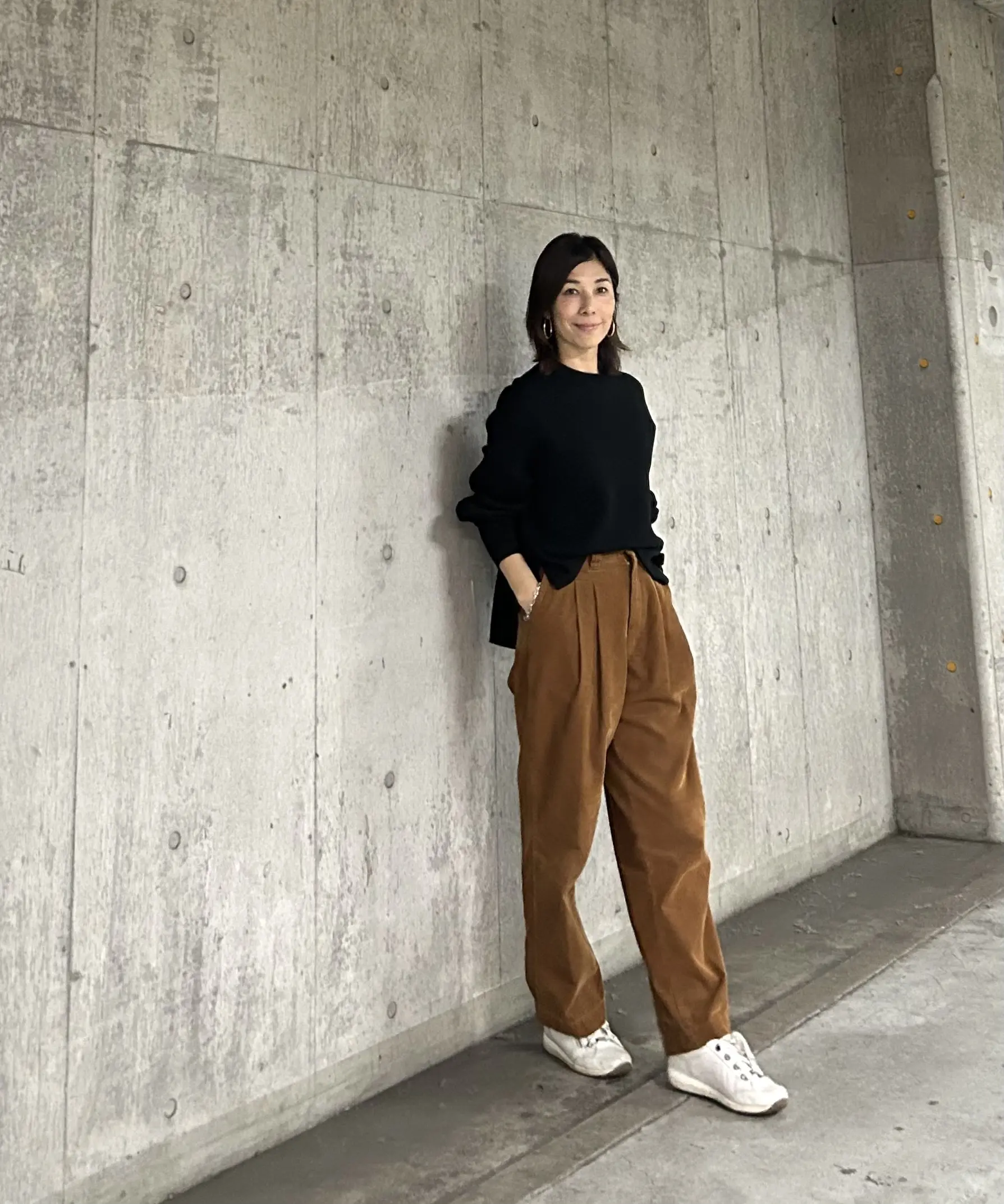 エクラ 華組　綾部佳世さん　パンツコーデ　コーデュロイ　SHINZONE　シンゾーン　全身コーデ