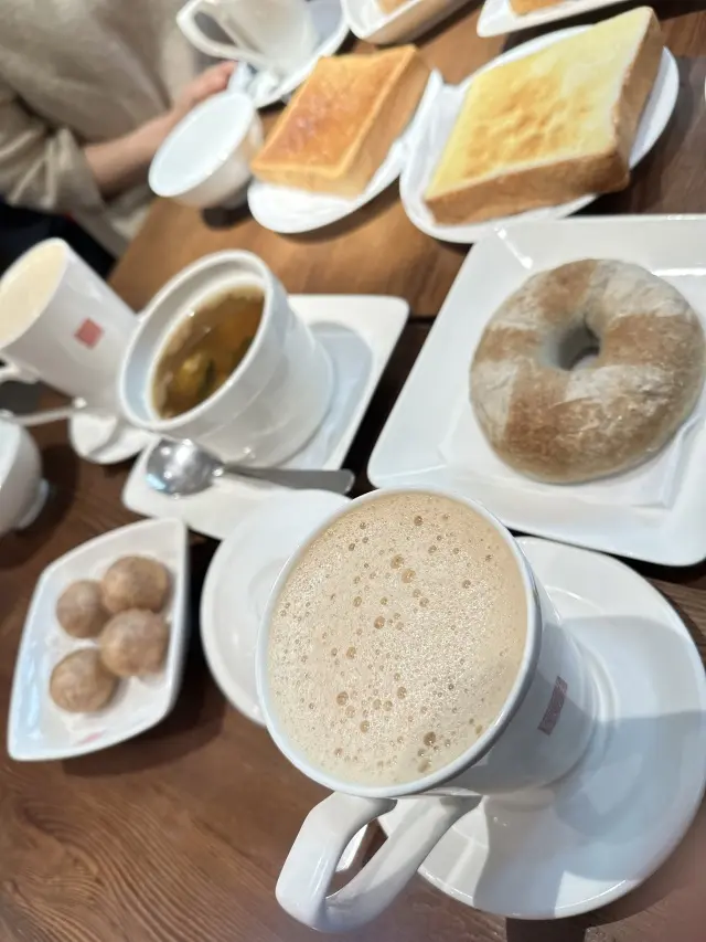 台湾④朝食は春水堂創始店！目的のroving.nation.festival出演へ_1_5