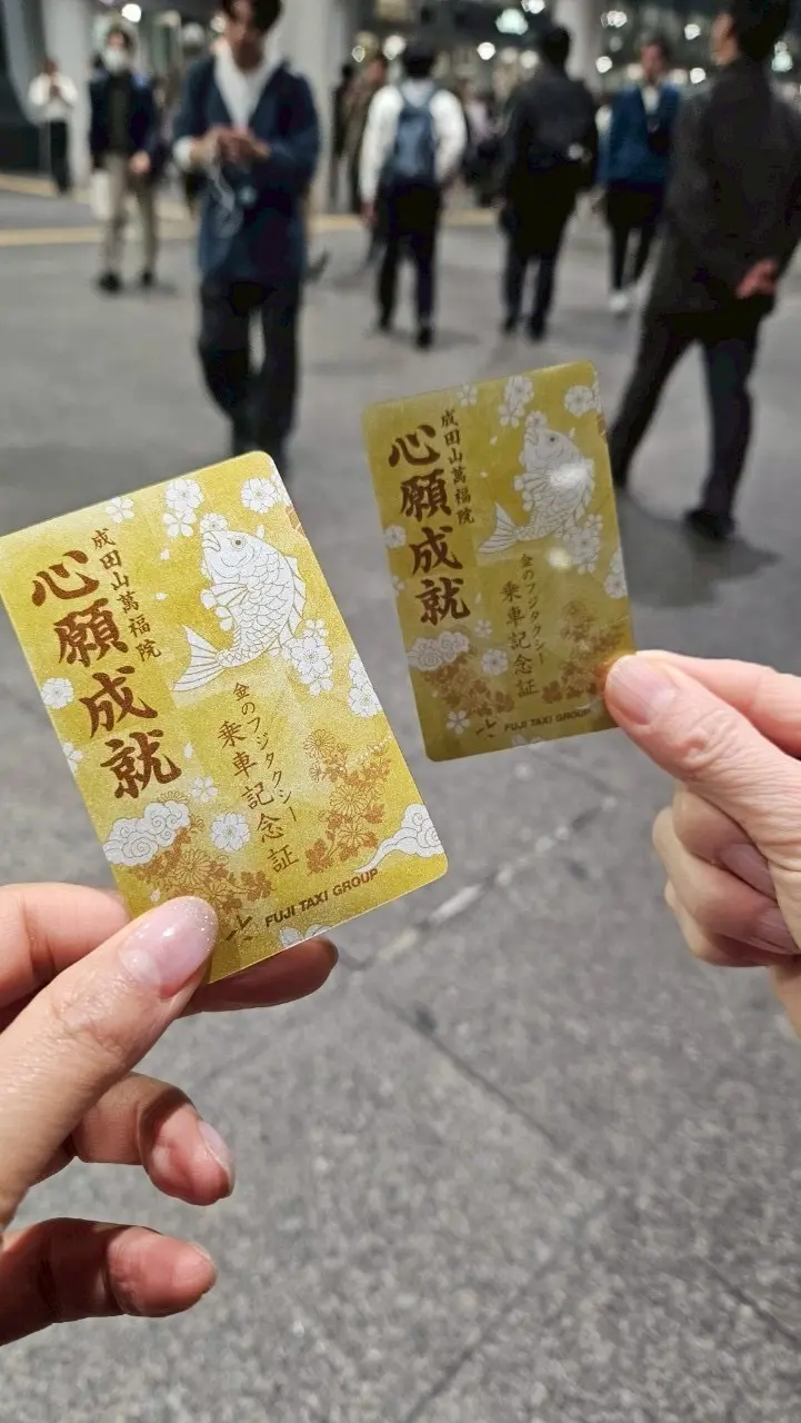 ラーメンは熱々、コーヒーは冷え冷え、タクシーはまさかのゴールド級。_1_16