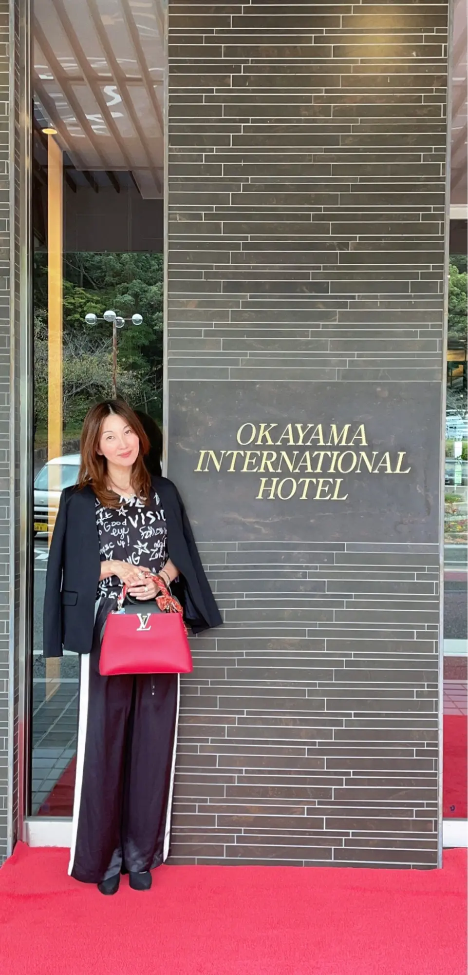黒ジャケットにイージー艶ラインパンツで岡山国際ホテルランチへ行って来ました(^^♪_1_1