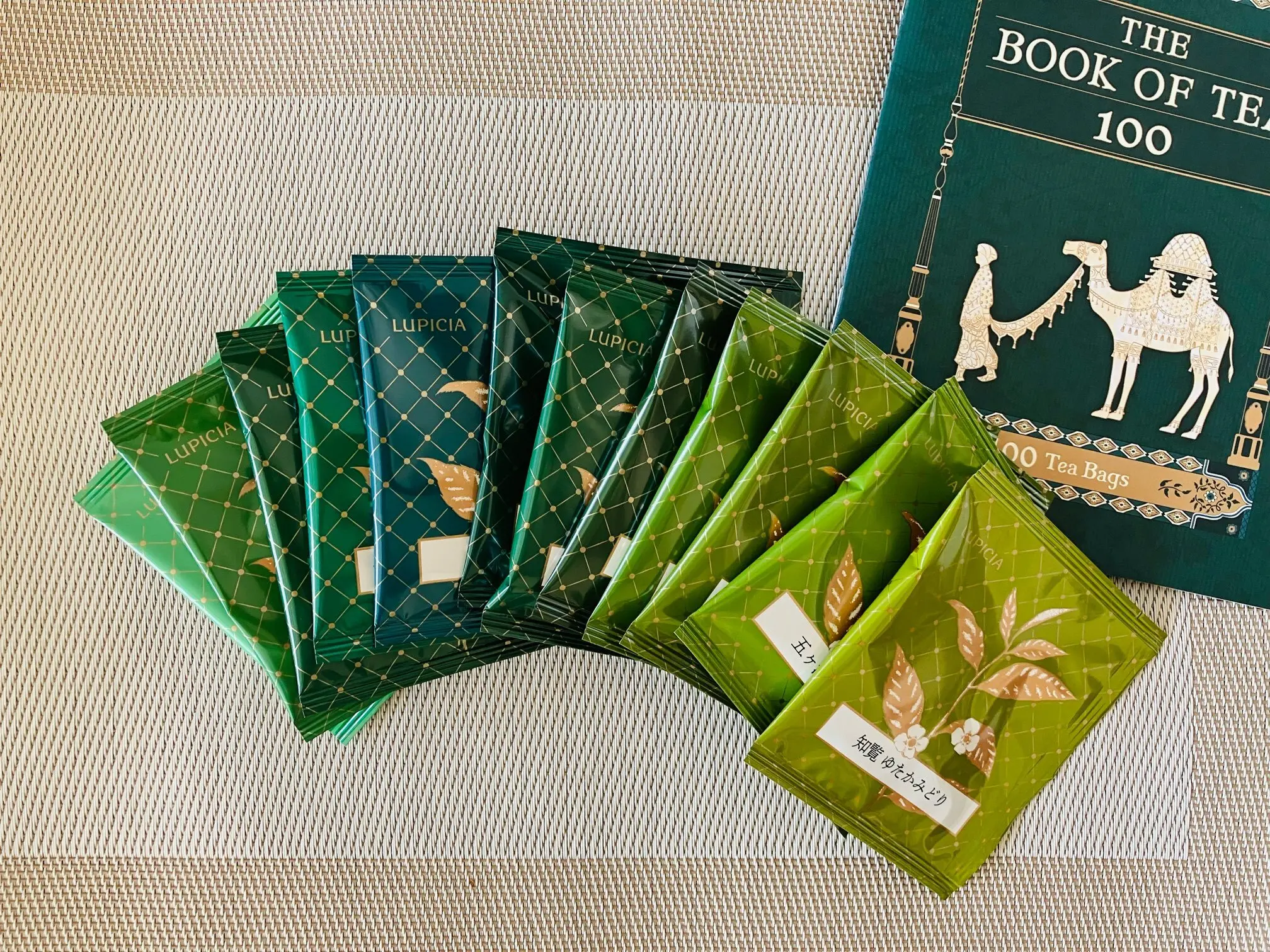 LUPICIA THE  BOOK OF TEA 100 ルピシア　紅茶　中国茶　ブックオブティー　おうち時間　プレゼント　