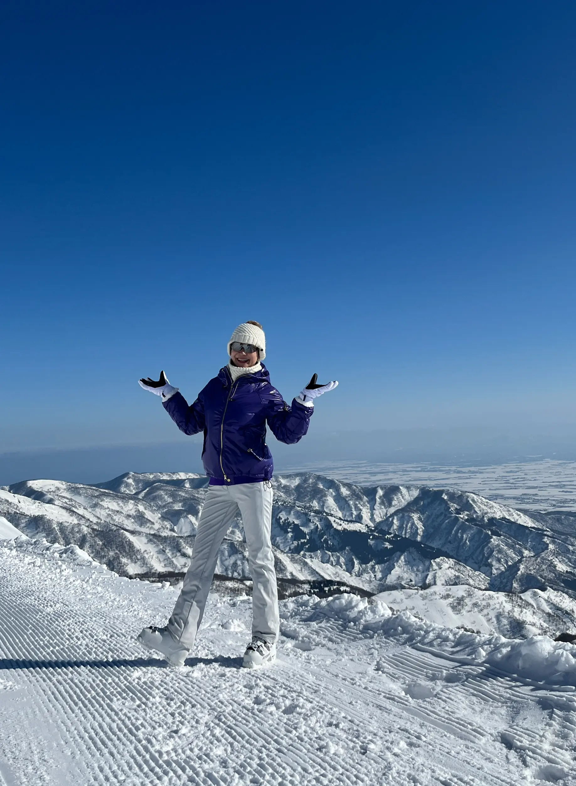 限りなく広がる青い空と白銀の山々、春スキーを満喫する上越旅行_1_2