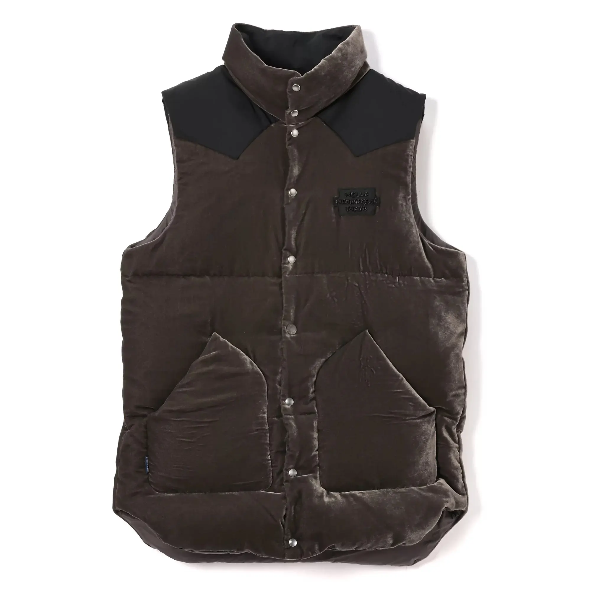 欲しいのは冬を彩るパワーアイテム！　華リュクスなアウター３選_1_5