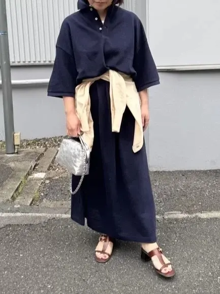 高身長の50代も楽しめる!体型気にせず着用可能な「INSCRIRE のポロワンピース」_1_7