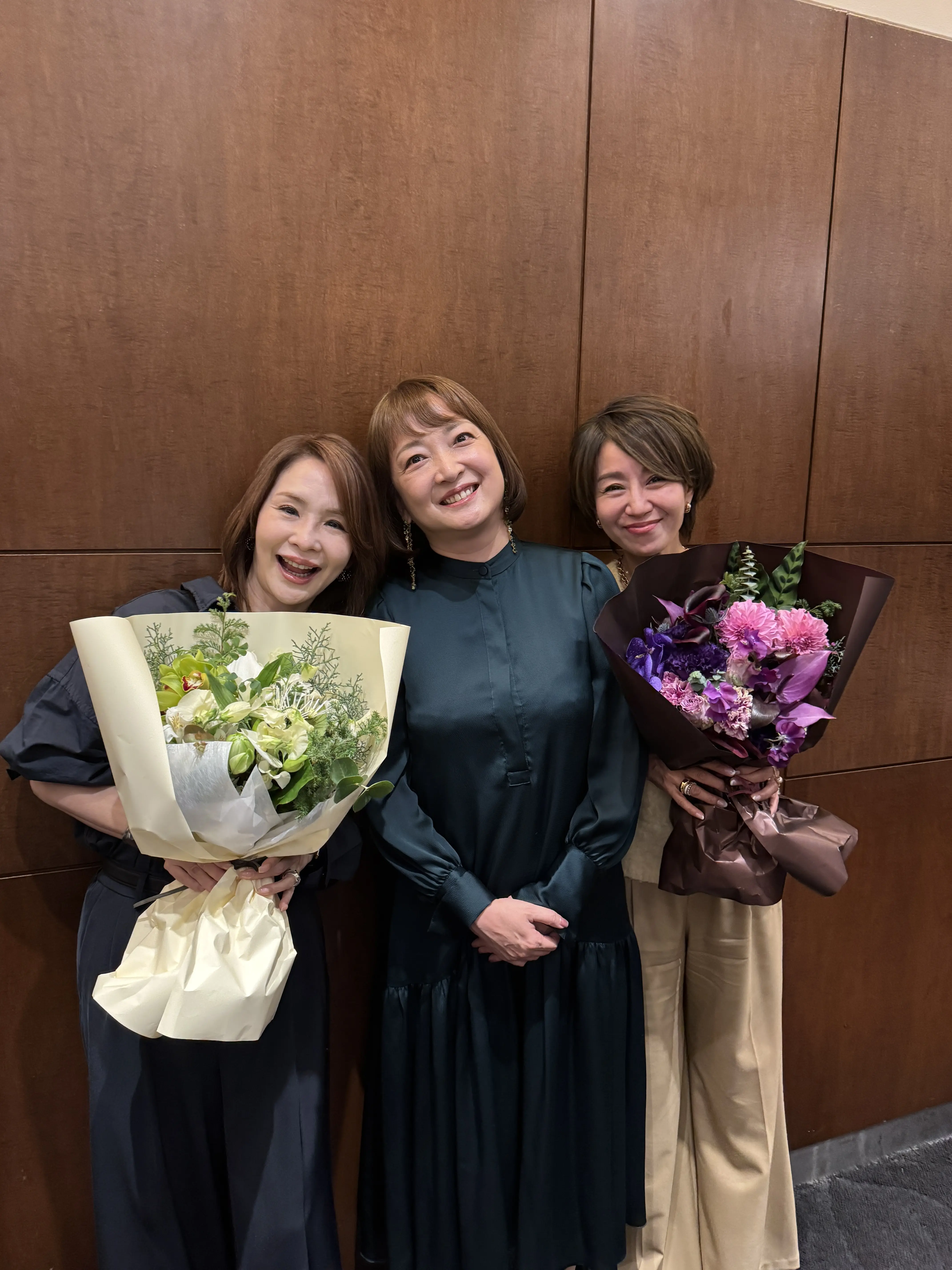 エクラ華組　梅澤千佳子　鈴木たま江　伊藤美帆