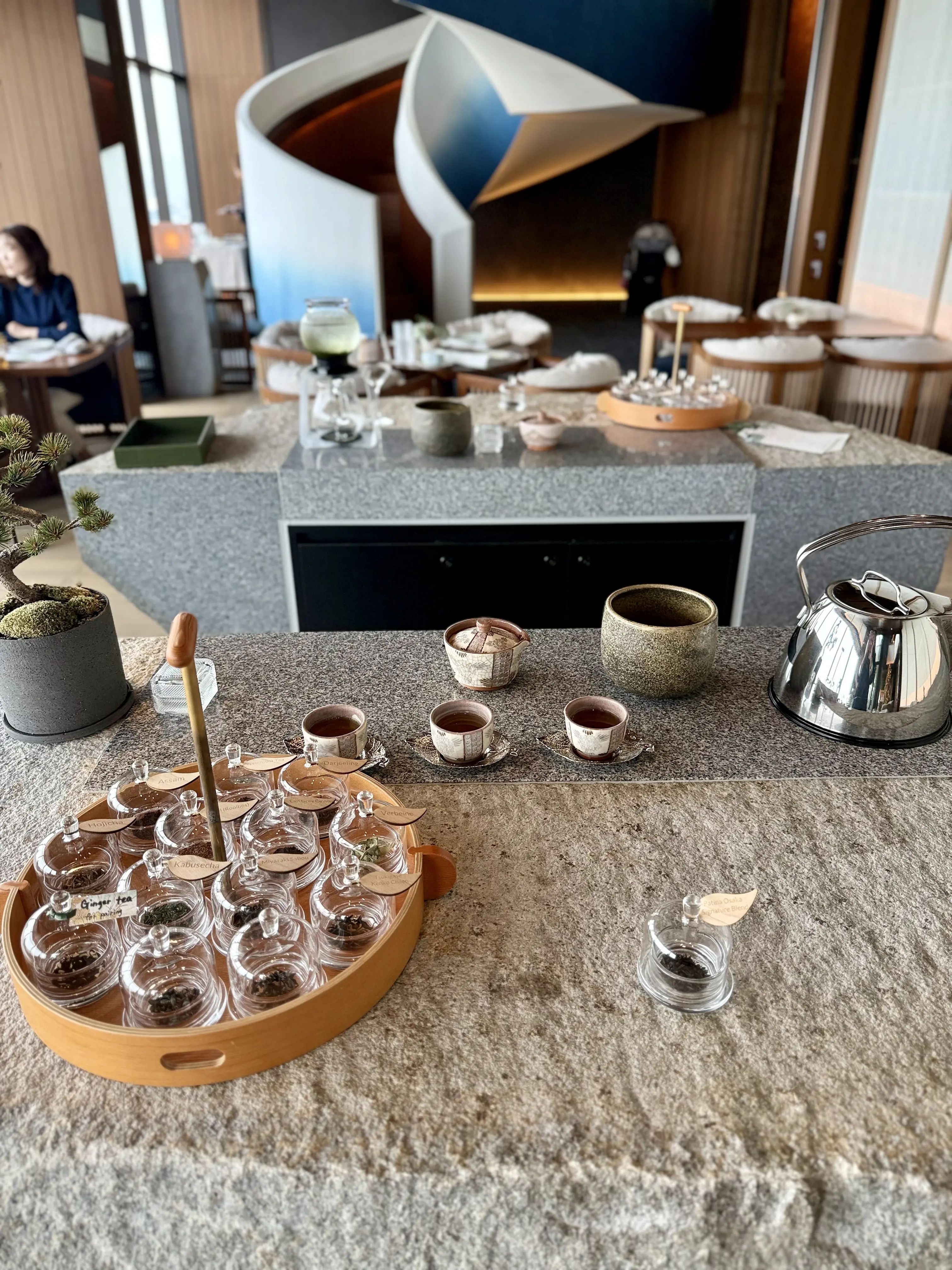 パティーナ大阪「にじり」で楽しむ、贅沢な景色とアフタヌーンティー_1_5