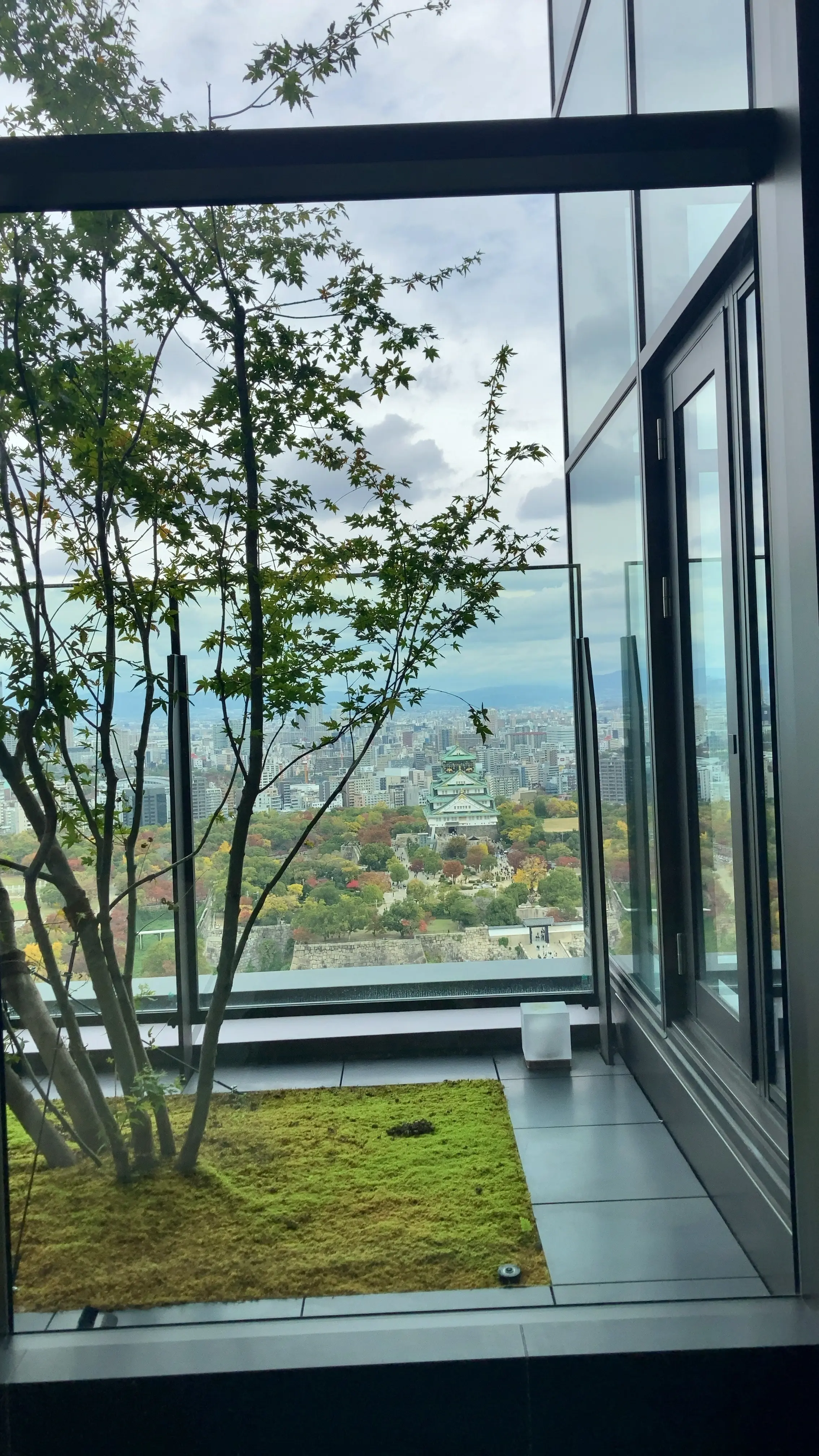 関西Jマダムやっちゃんとラグジュアリーホテル【パティーナ大阪】でヌン活_1_2-2