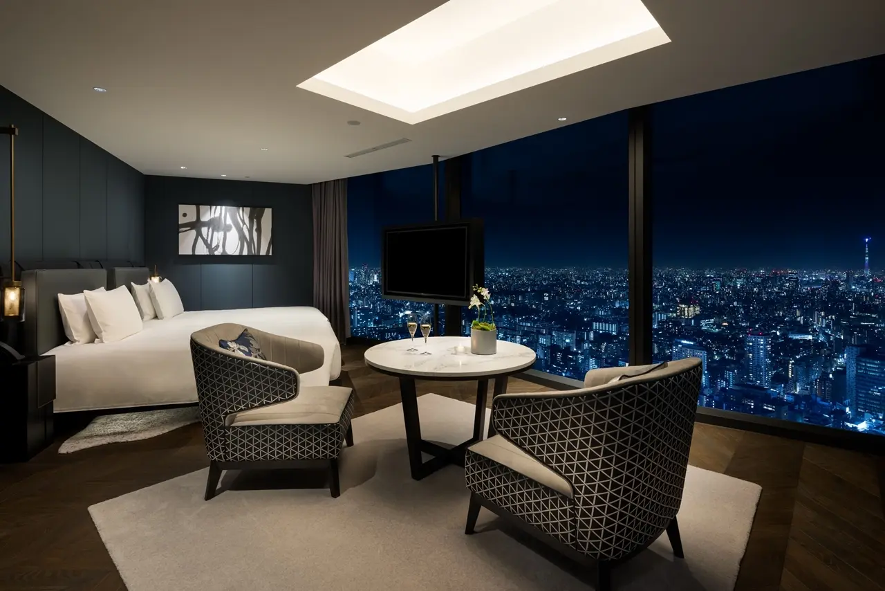 「BELLUSTAR TOKYO, A Pan Pacific Hotel」Junior Corner Suite Twin - Night