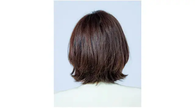 ハイライト×ファッションカラーで白髪の“まばら期”をのりきる！【50代髪型・ヘアスタイル】