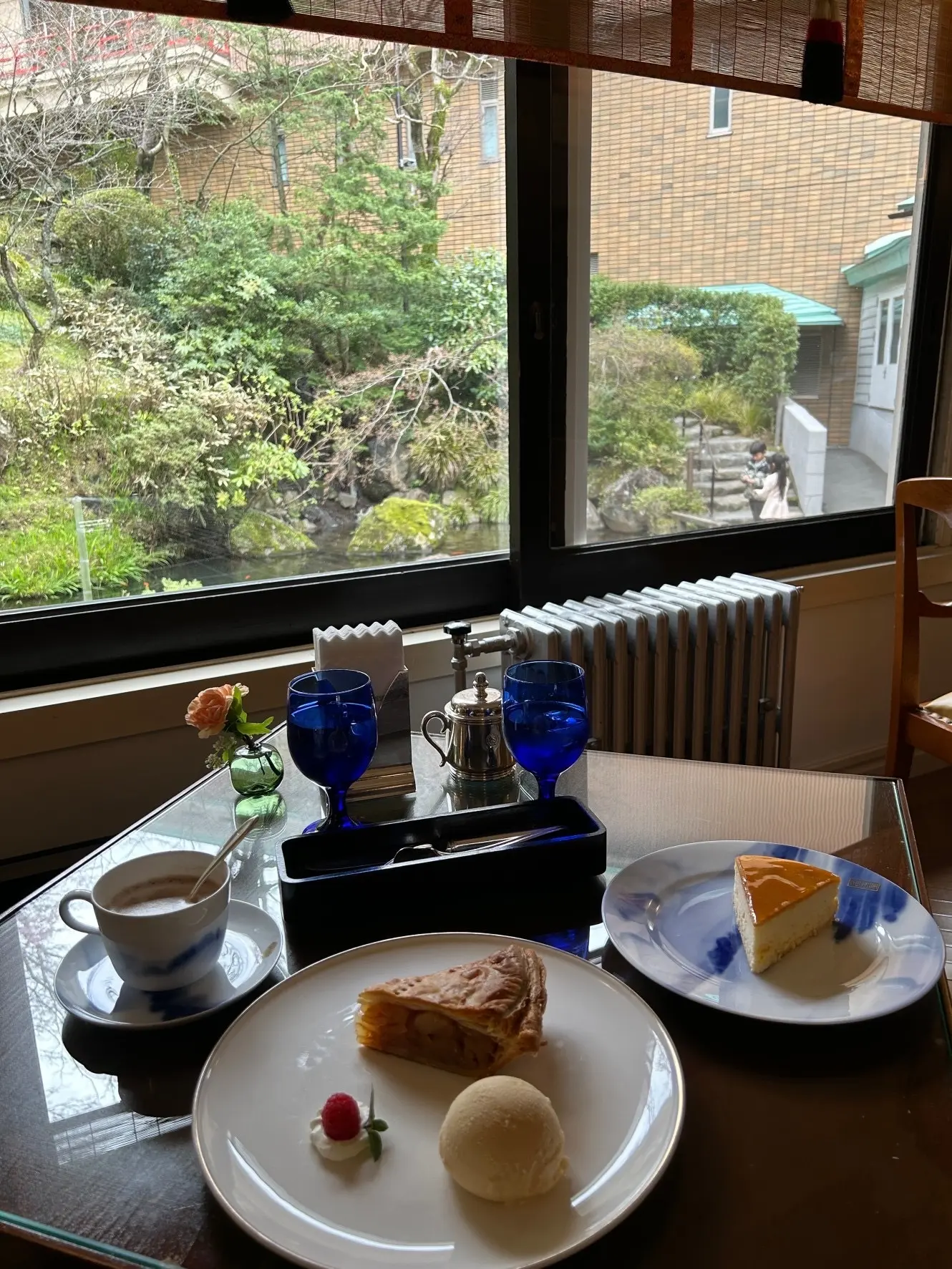 富士屋ホテルでお茶。アップルパイはやっぱり格別⭐︎