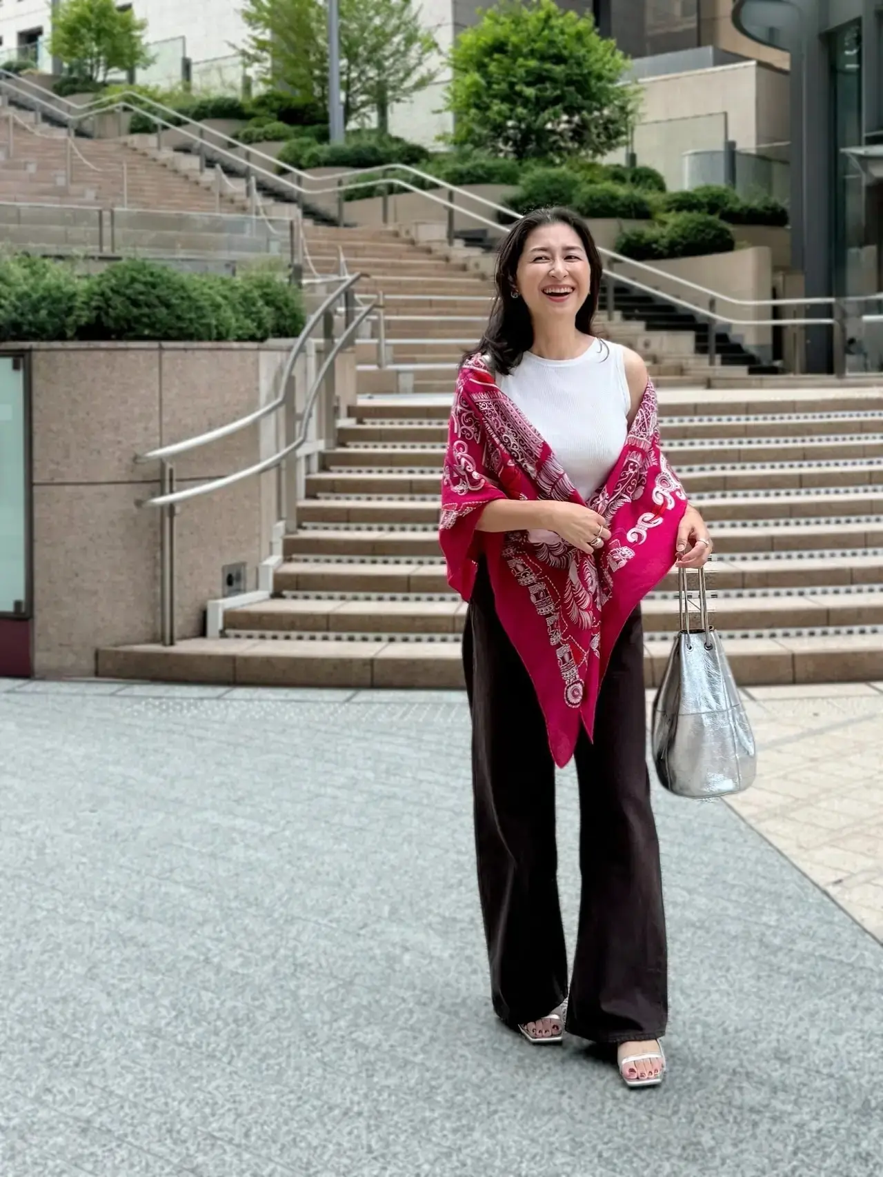 【50代「ユニクロ・GU」コーデ】過酷な夏を快適に！猛暑のおしゃれに役立つインナーやTシャツが大活躍_1_4
